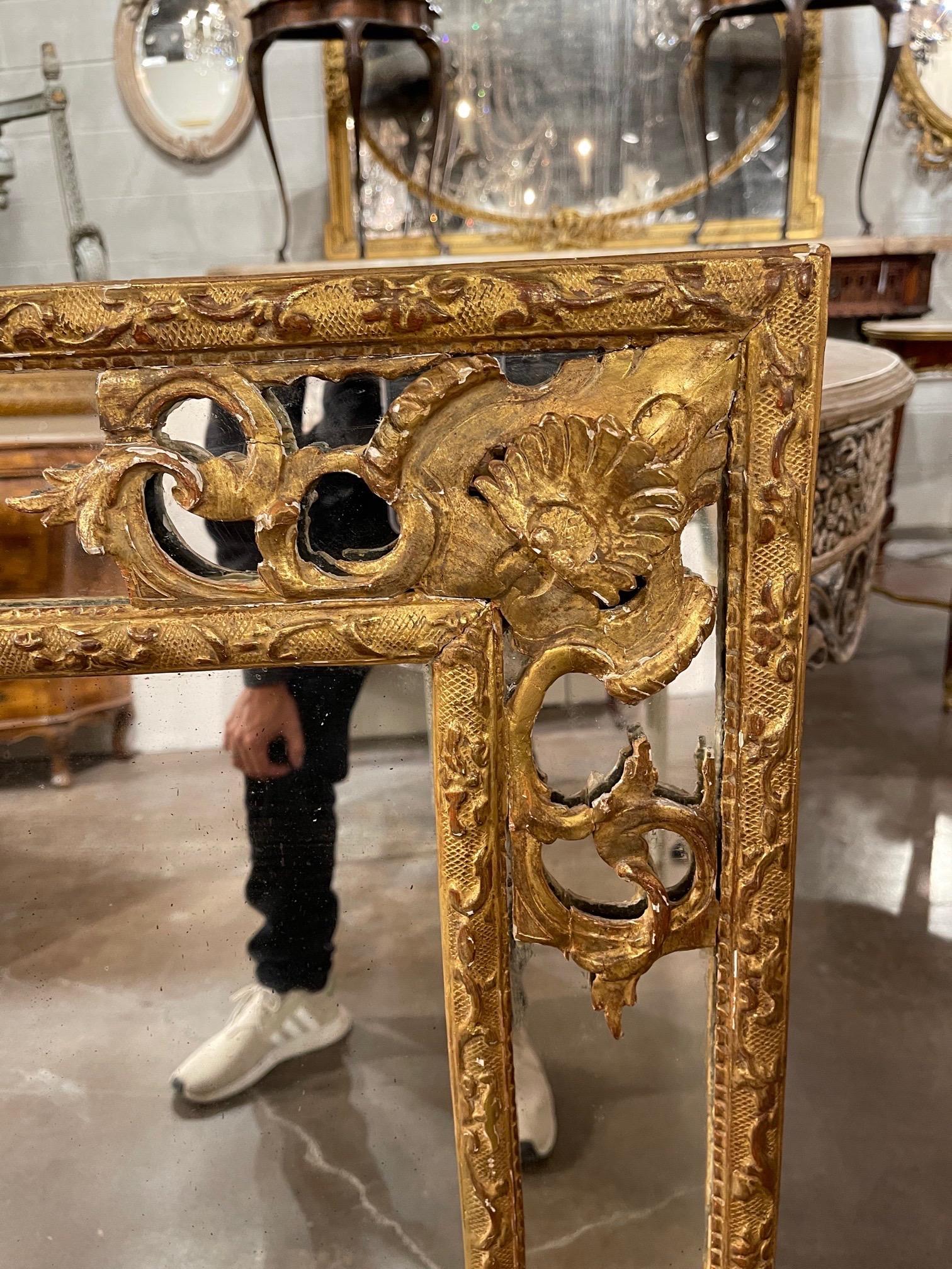 19th Century 18th Century Italian Carved and Giltwood Mirror