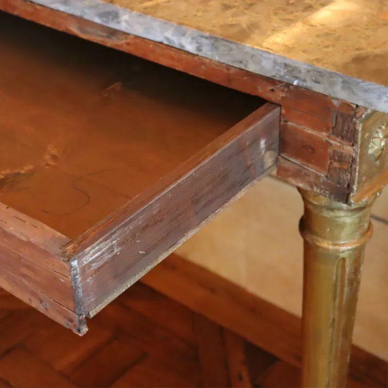 Italienische Konsole mit Schnitzereien und Giltwood aus dem 18. im Angebot 2