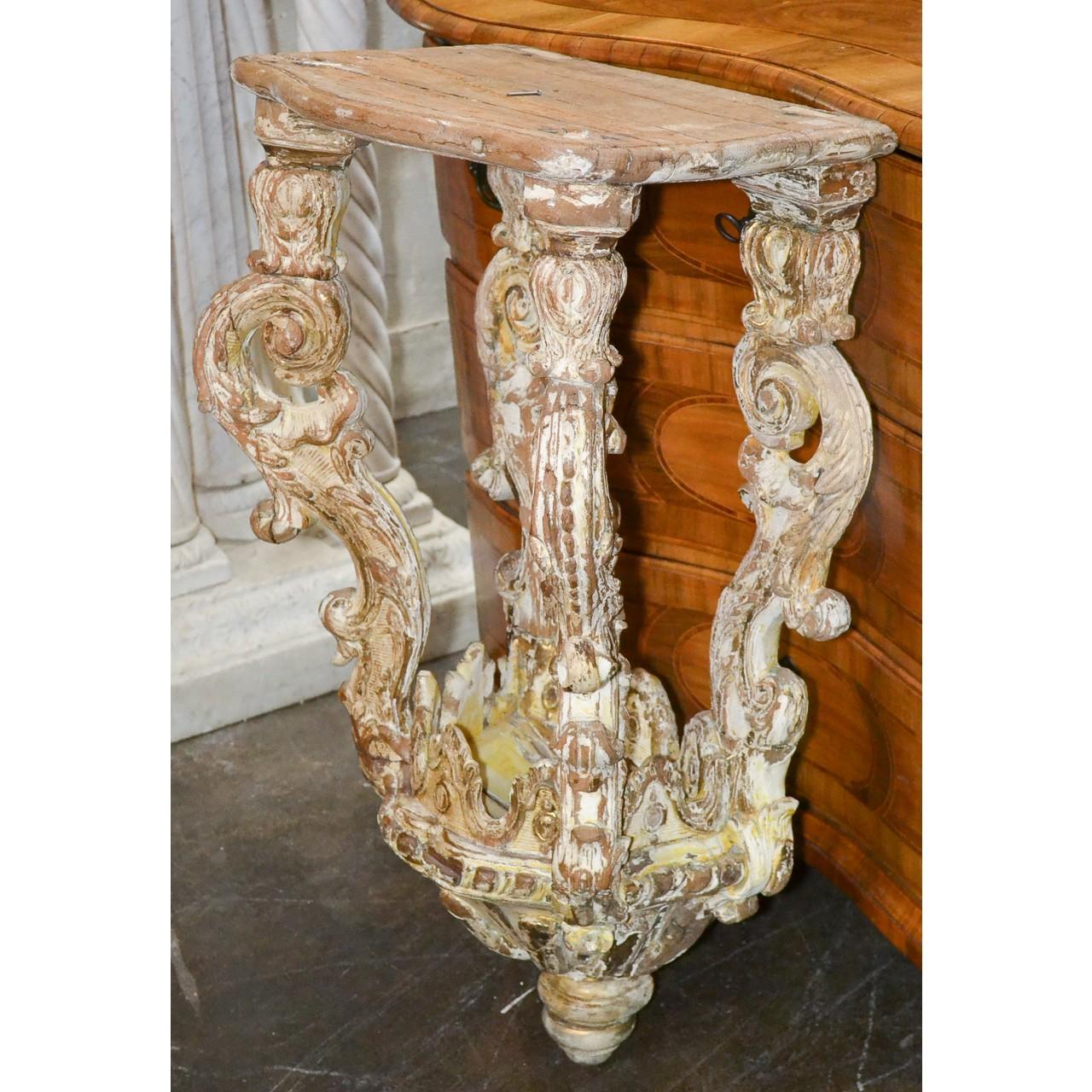 18th Century Italian Carved and Painted Wall Shelf For Sale 2