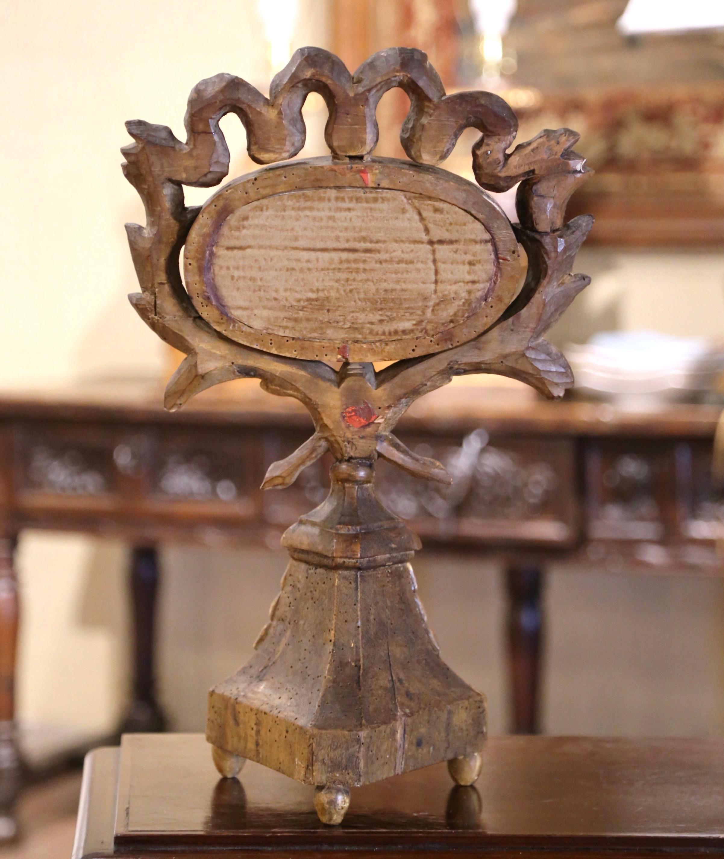 18. Jahrhundert Italienisch geschnitzt vergoldet Holz Reliquienspiegel mit Quecksilber Glas (Handgeschnitzt) im Angebot