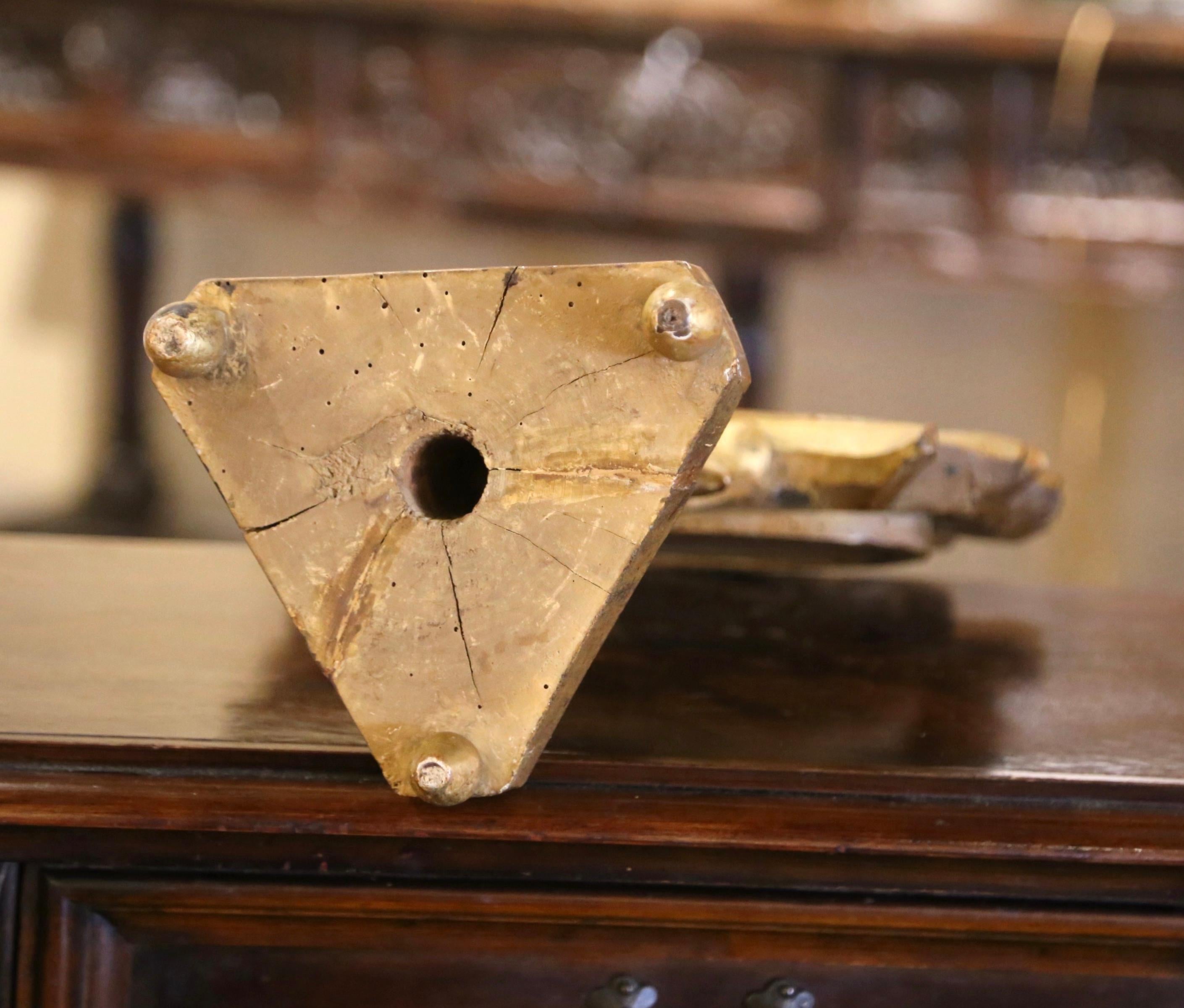 18. Jahrhundert Italienisch geschnitzt vergoldet Holz Reliquienspiegel mit Quecksilber Glas im Zustand „Hervorragend“ im Angebot in Dallas, TX