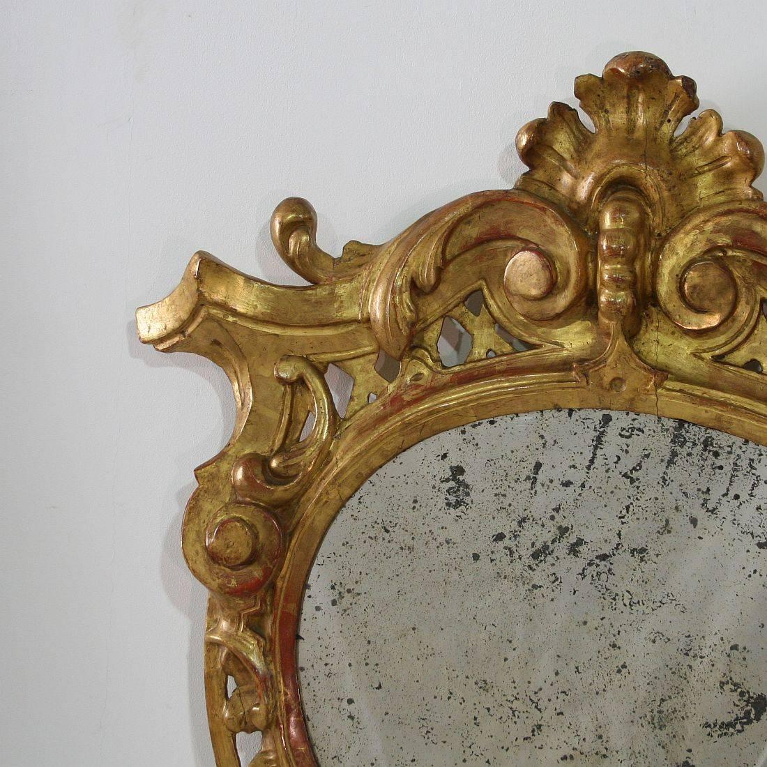 Hand-Carved 18th Century, Italian Carved Giltwood Baroque Mirror
