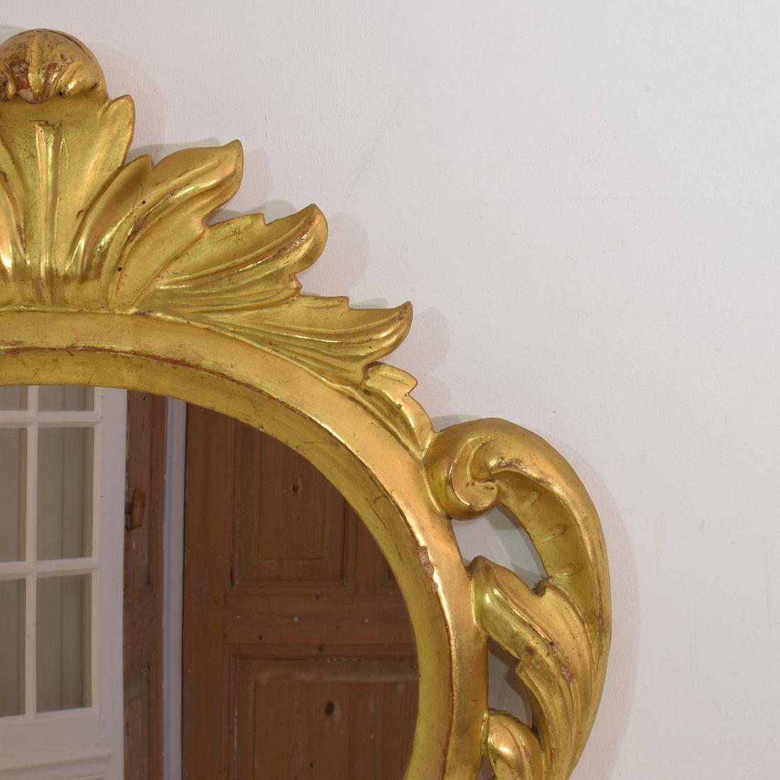 18th Century, Italian Carved Giltwood Baroque Mirror For Sale 1