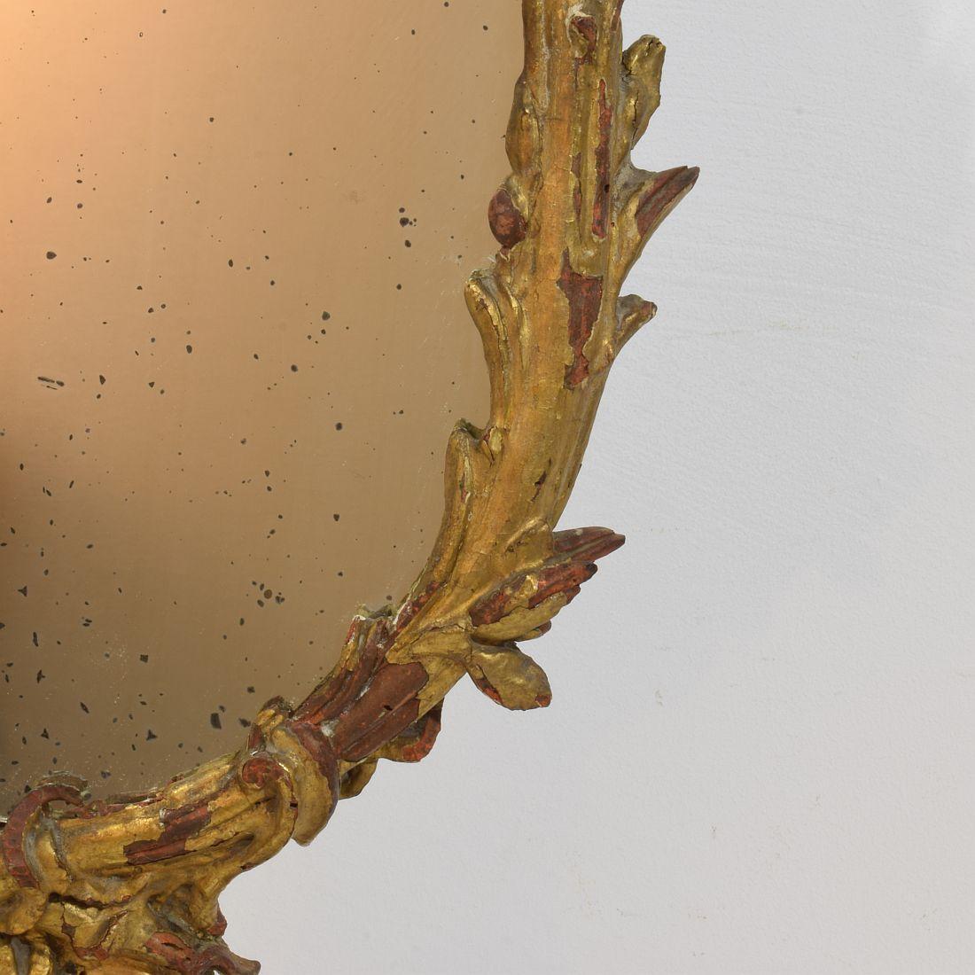 18th Century, Italian Carved Giltwood Baroque Standing Mirror For Sale 8