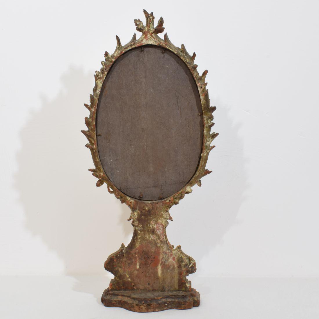 Wood 18th Century, Italian Carved Giltwood Baroque Standing Mirror For Sale