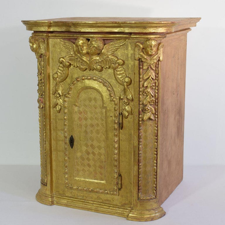Hand-Carved 18th Century Italian Carved Giltwood Baroque Tabernacle with Angels For Sale
