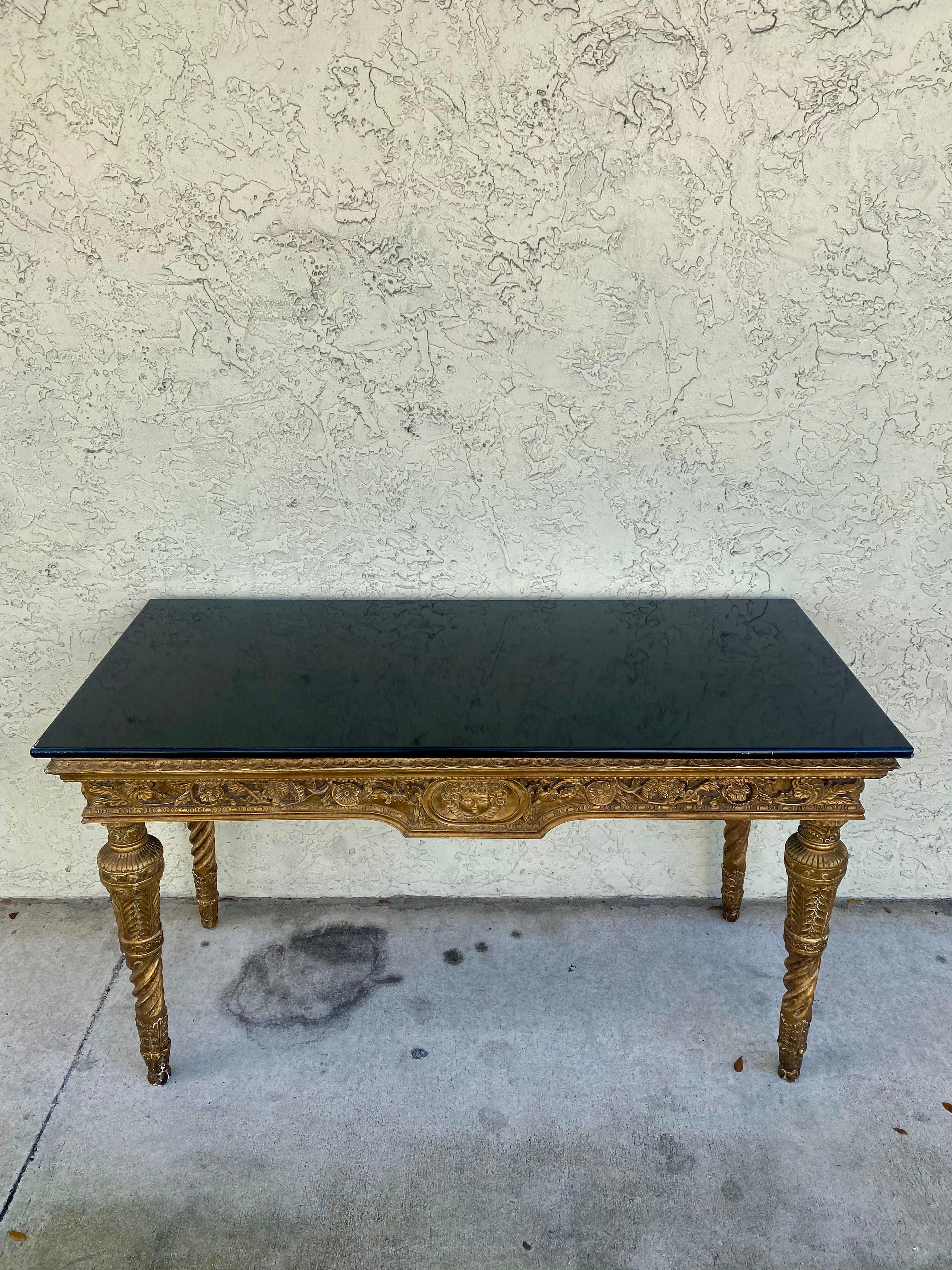 18th Century Italian Carved Bronze Painted  Giltwood Console Table For Sale 1