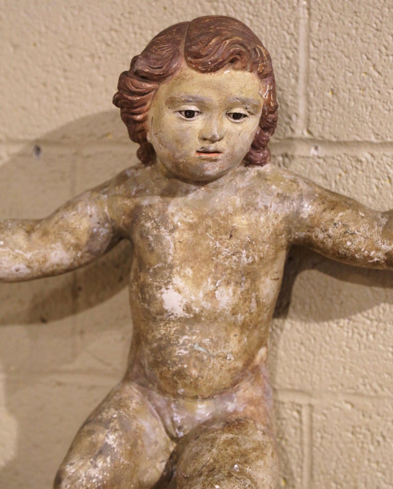Hand-Carved 18th Century Italian Carved Giltwood Polychrome Baby Jesus with Glass Eyes For Sale
