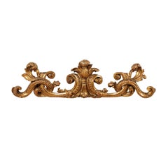 18th Century Italian Carved Giltwood Wall Fragment Adorned with Acanthus Leaves