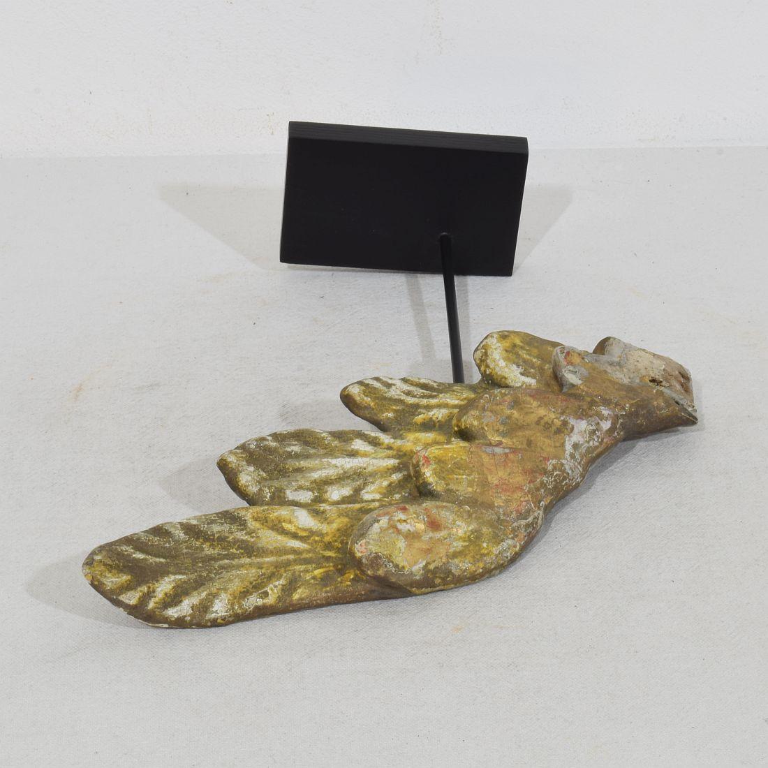 Ala di angelo barocco in legno dorato intagliato del XVIII secolo in vendita 3