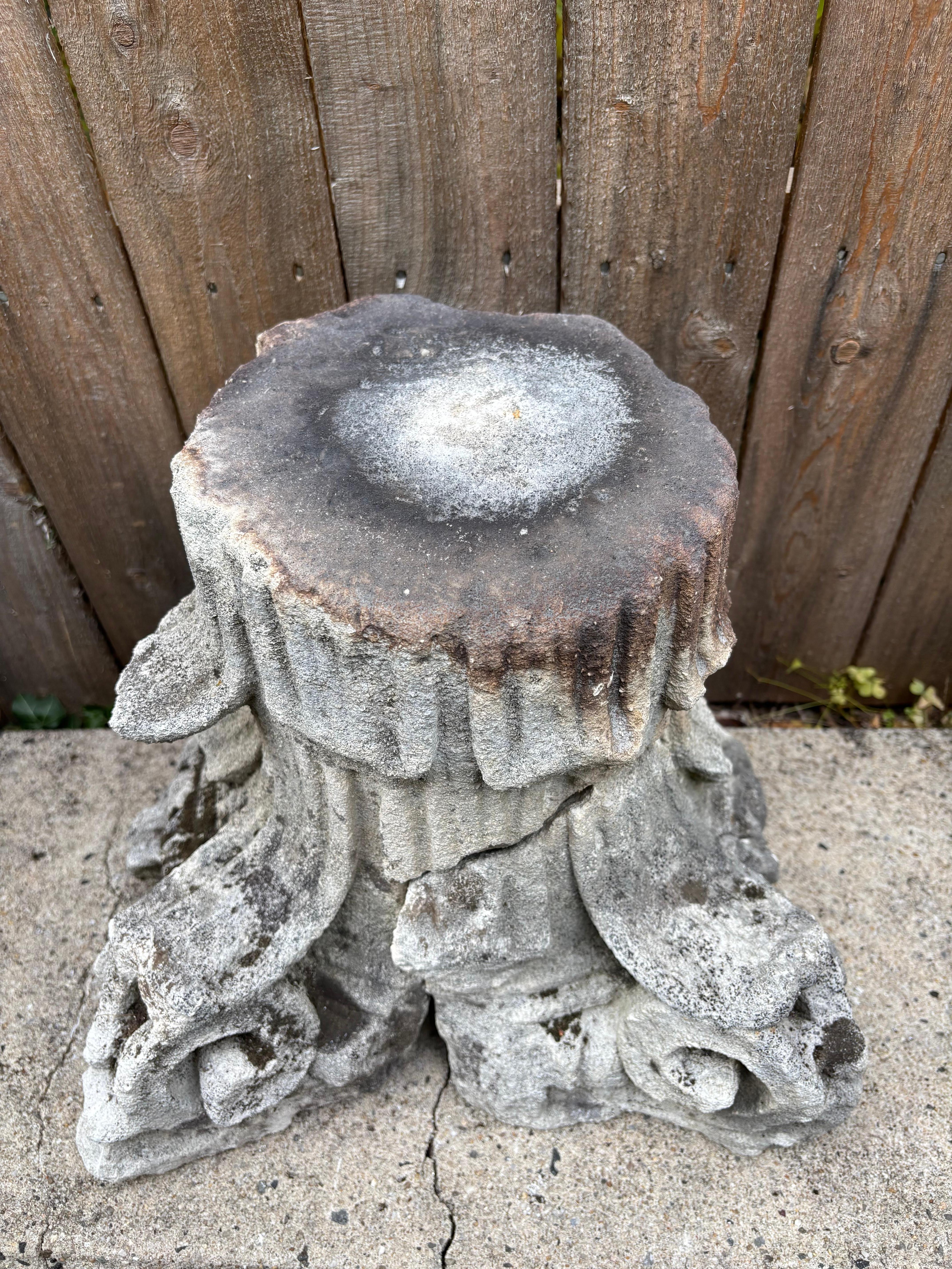 Chapiteau corinthien italien en pierre calcaire sculptée du 18e siècle en vente 9