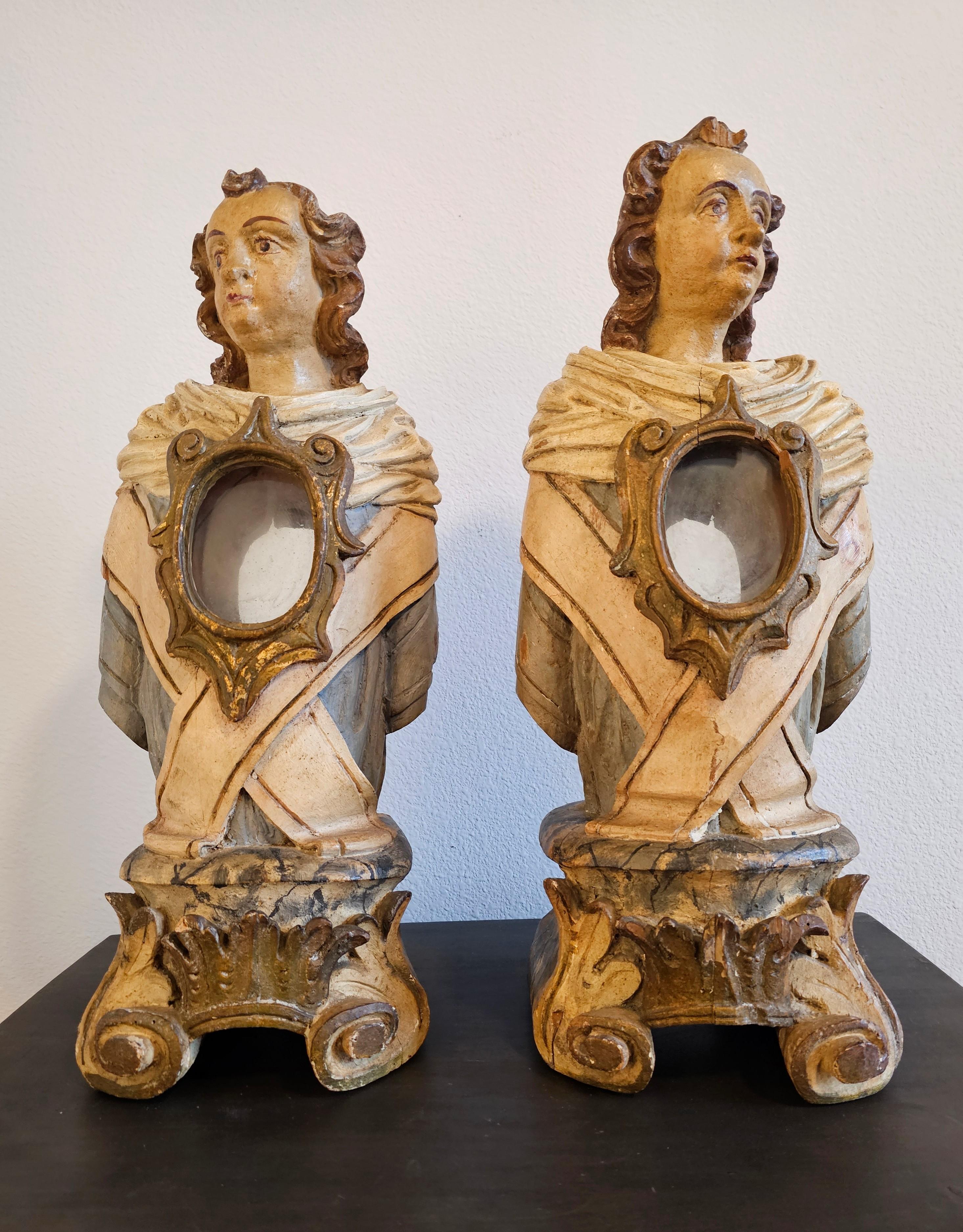 Hand-Carved 18th Century Italian Carved Painted Wood Reliquary Altar Figure Bust Pair For Sale