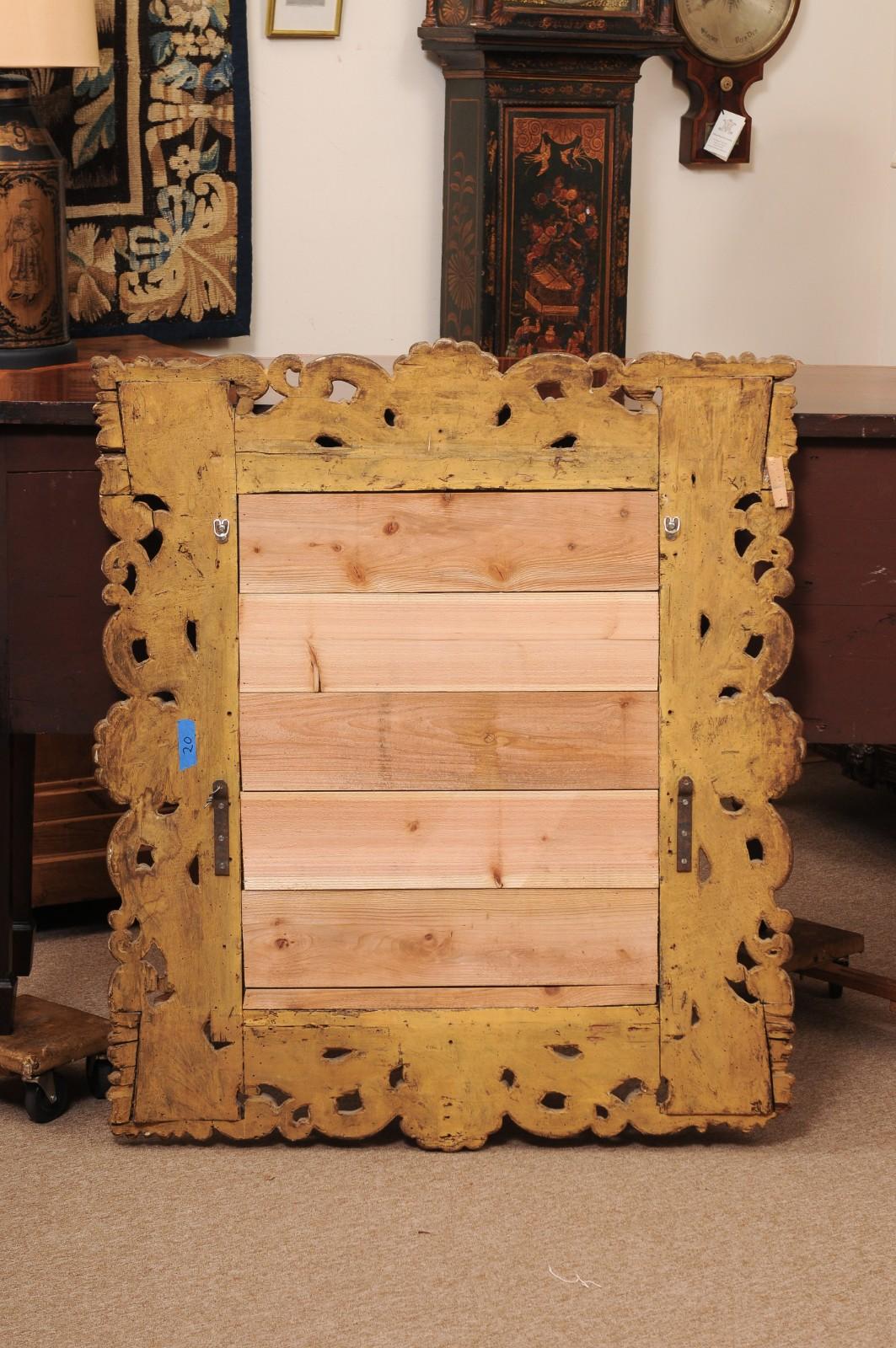Specchio rettangolare in legno dorato intagliato del XVIII secolo con conchiglie, 1760 ca. in vendita 6