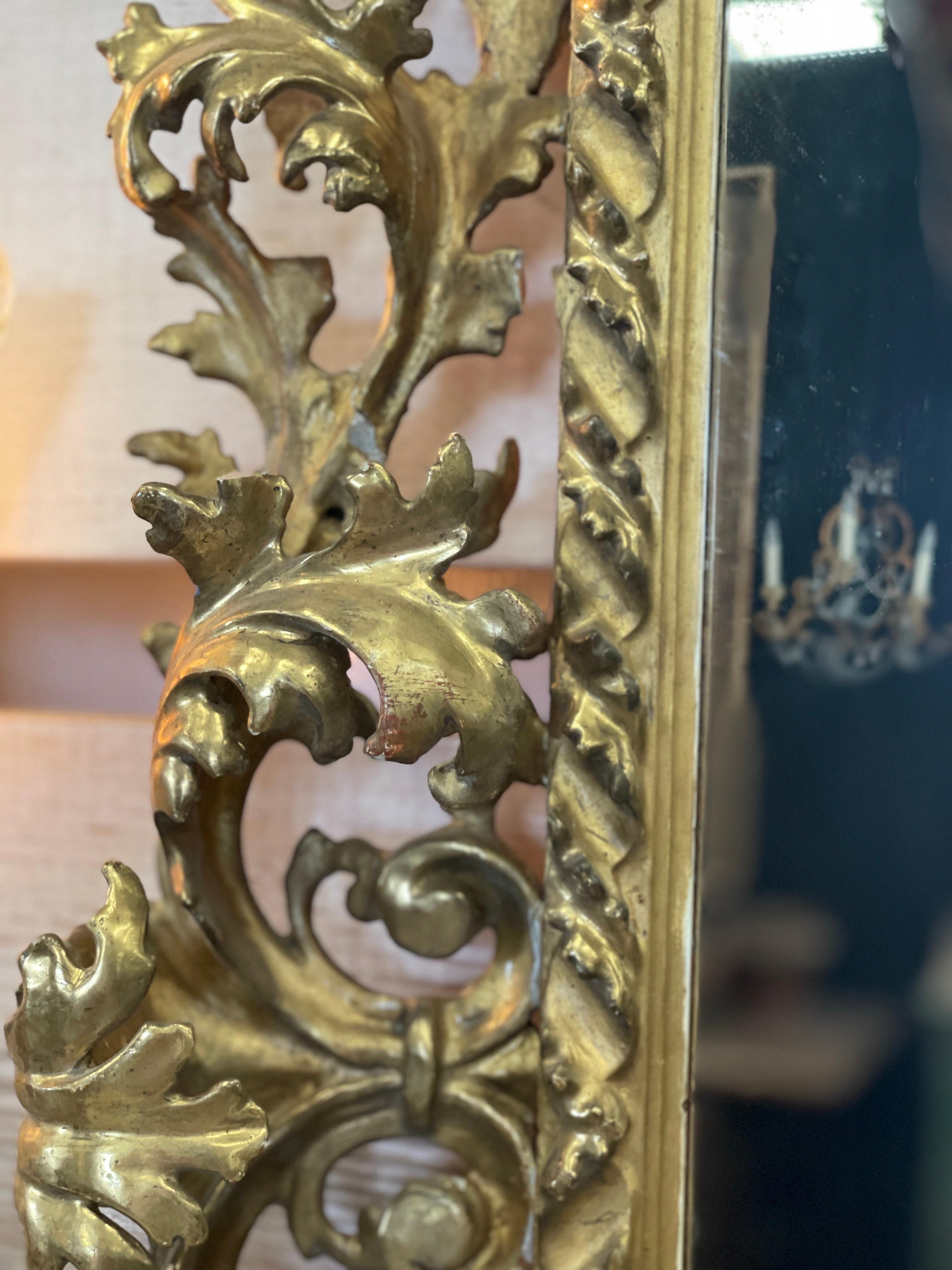 18th Century Italian Carved Rococo Gilt Mirror  For Sale 2