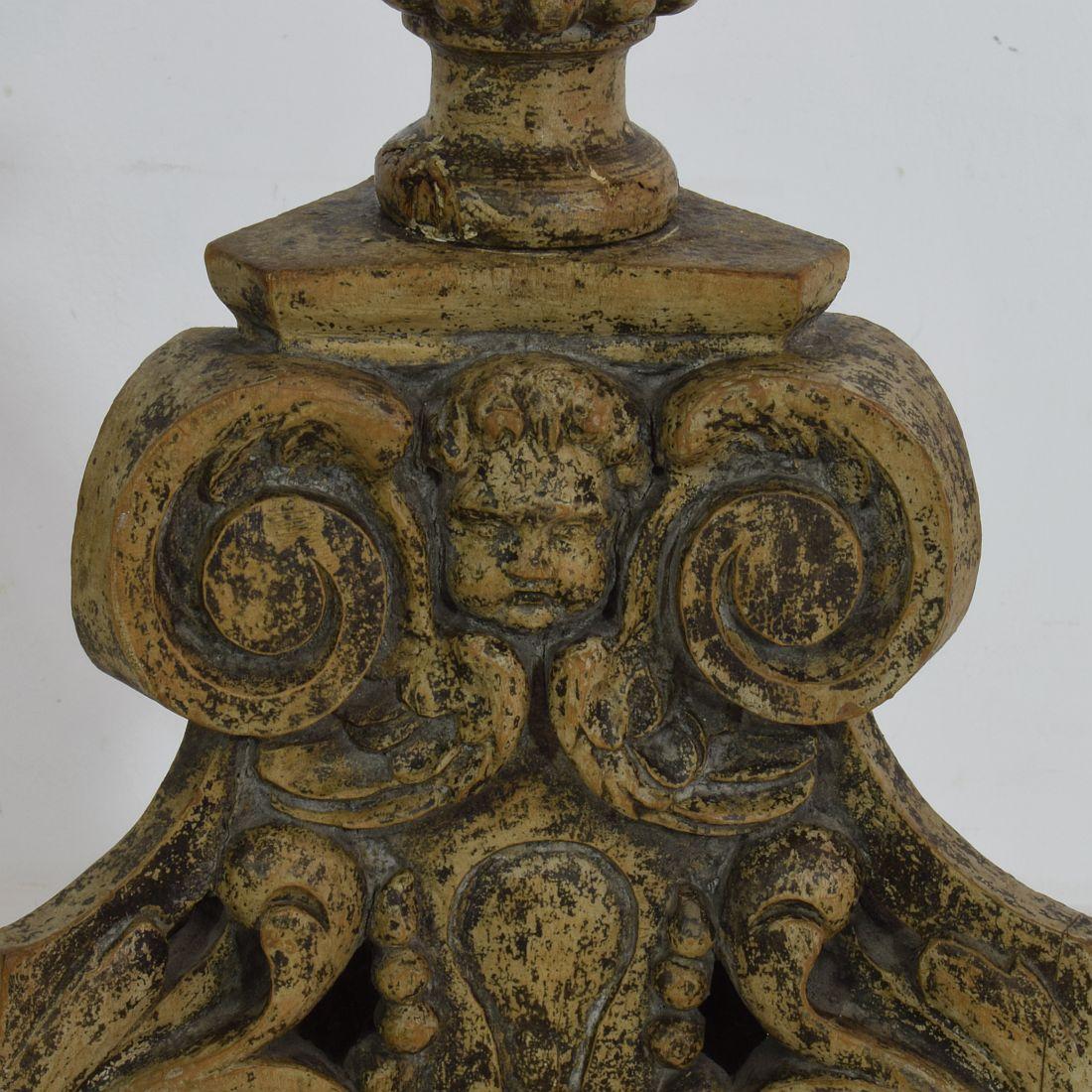 18th Century, Italian Carved Wood Baroque Candlestick with Angel Heads 9