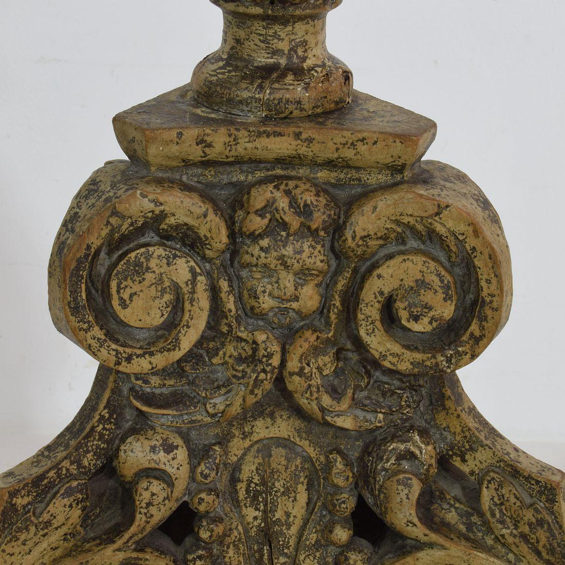18th Century, Italian Carved Wood Baroque Candlestick with Angel Heads 11