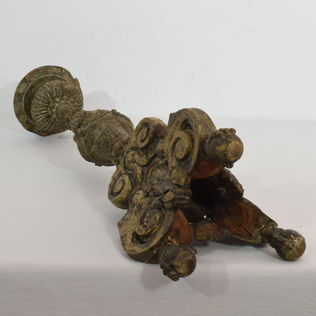 18th Century, Italian Carved Wood Baroque Candlestick with Angel Heads 14