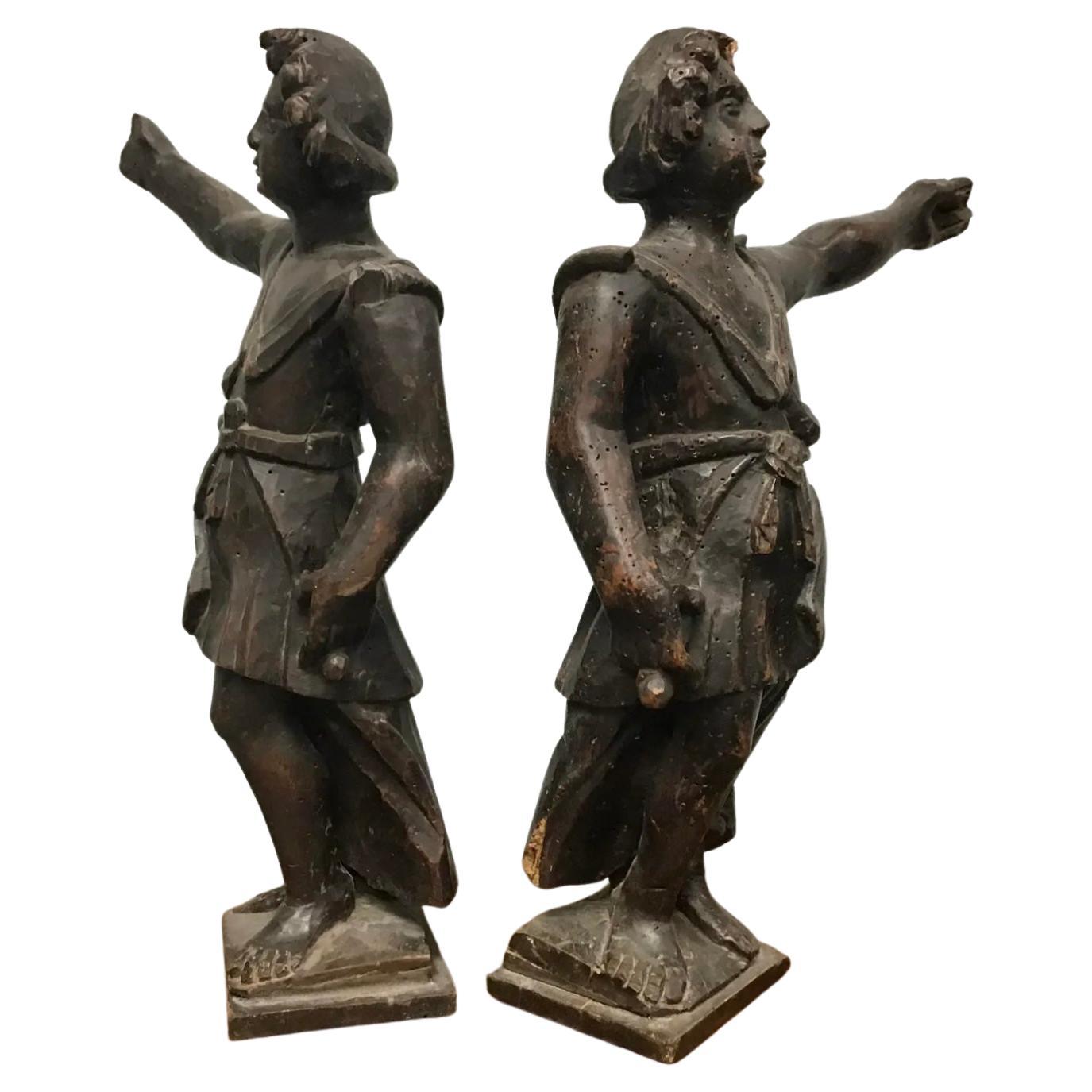18th Century Italian Carved Wood Sculptures, a Pair In Good Condition For Sale In Bradenton, FL