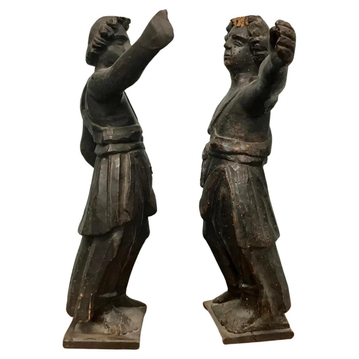18th Century Italian Carved Wood Sculptures, a Pair For Sale 1