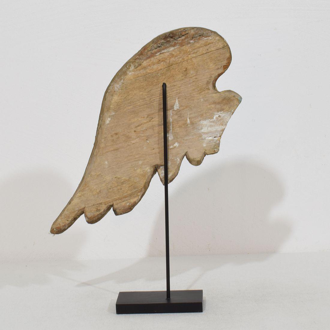 18th Century and Earlier 18th Century, Italian Carved Wooden Wing of a Baroque Angel For Sale