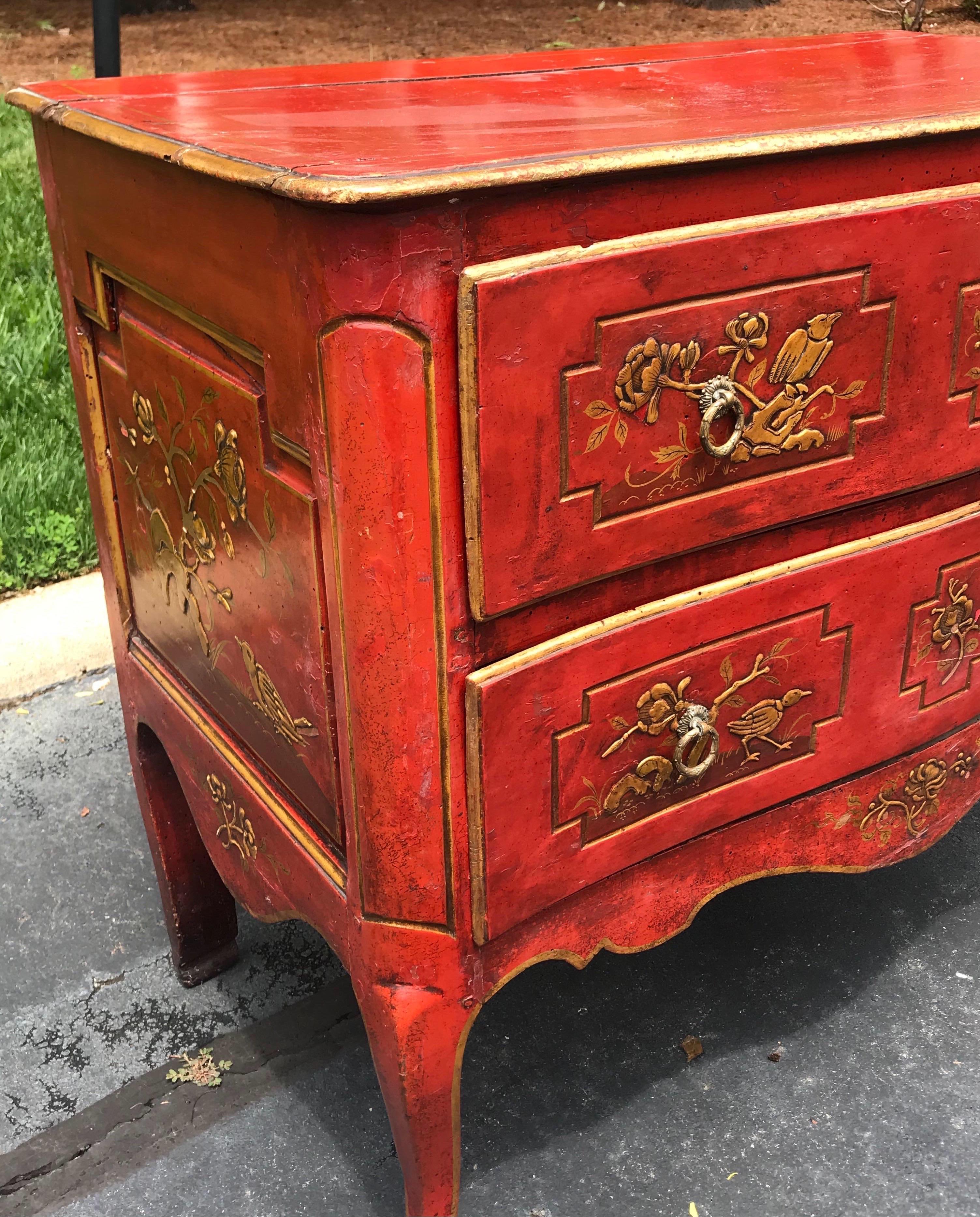 18th Century and Earlier 18th Century Italian Chinoiserie Serpentine Commode