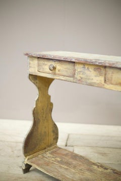 Table d'église italienne du 18e siècle