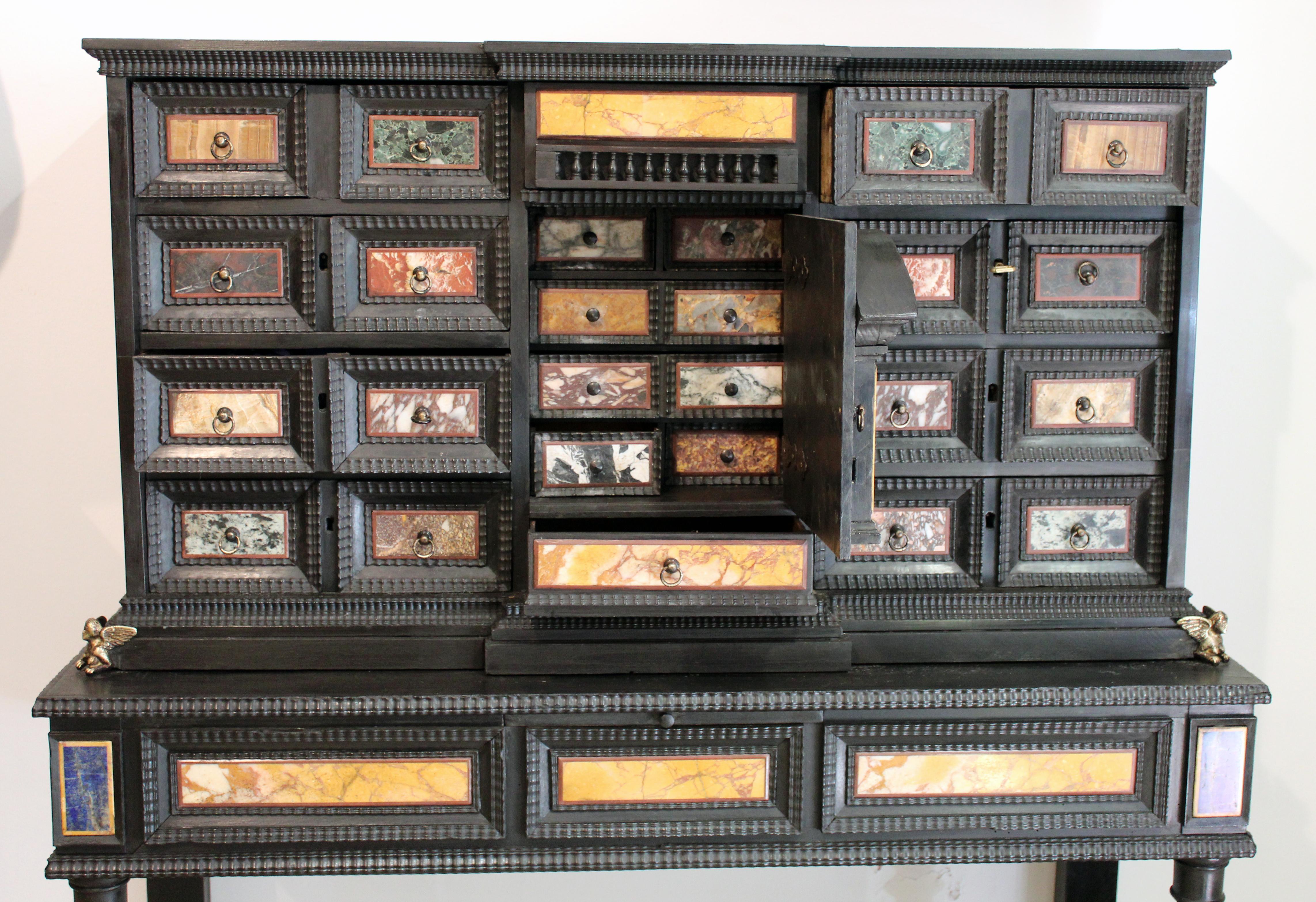 18th Century Italian Classical Roman Marble and Pietra Dura Ebony Large Cabinet For Sale 1