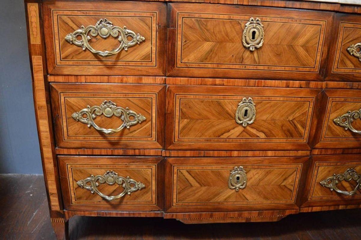 18th Century Italian Commode For Sale 2