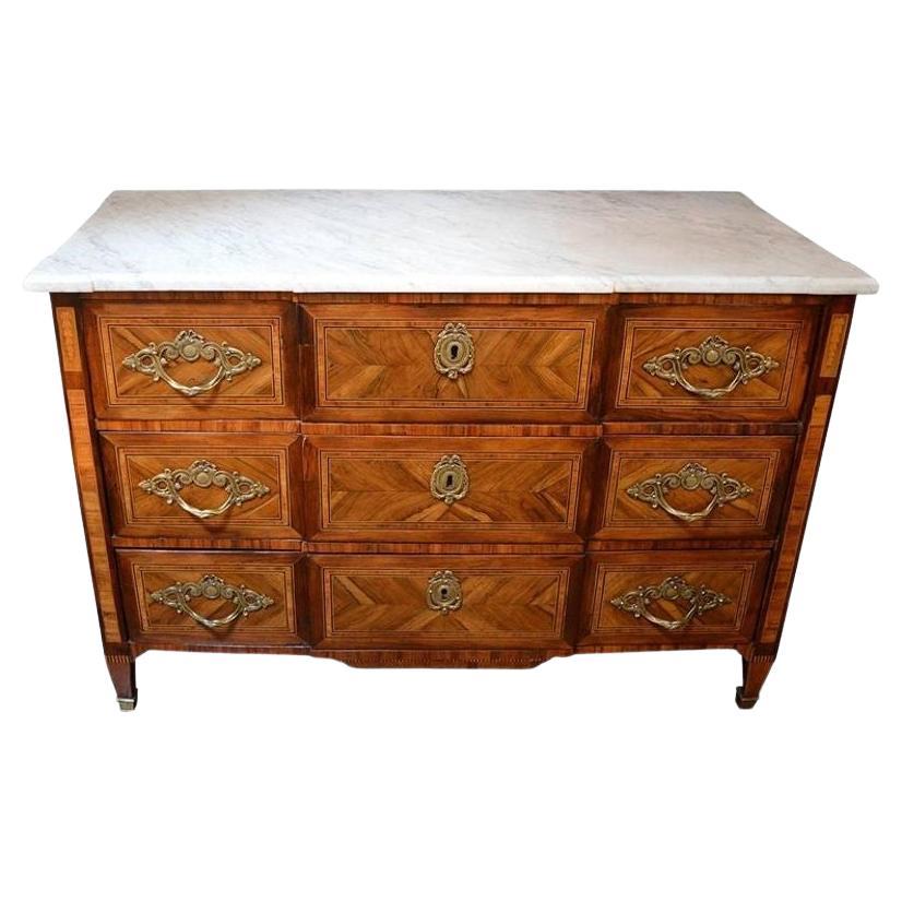 Commode italienne du 18ème siècle