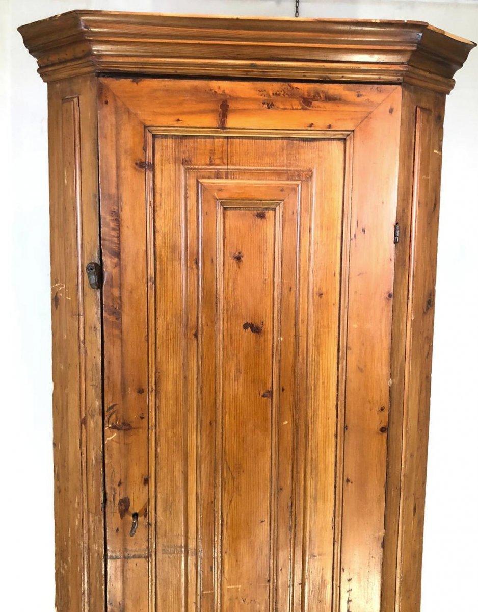 Other 18th Century Italian Corner in Solid Wood For Sale