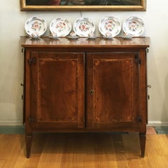 18th Century Italian Credenza in Walnut with Inlaid Decoration and Four Doors