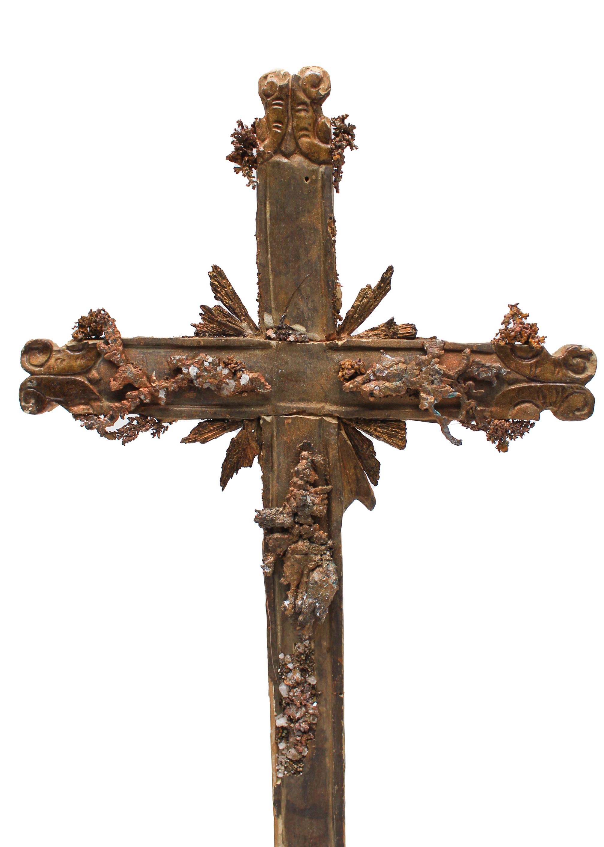 18th Century Italian Cross Adorned with Native Copper with Crystals & Kyanite For Sale 1
