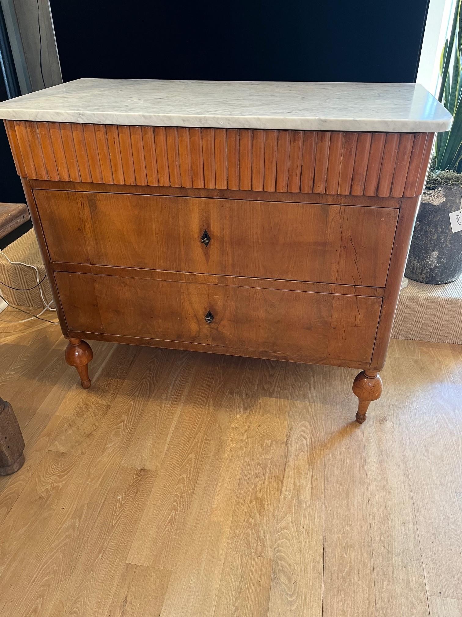 18th Century Italian Directoire Cesarone Chest with White Marble Top For Sale 7