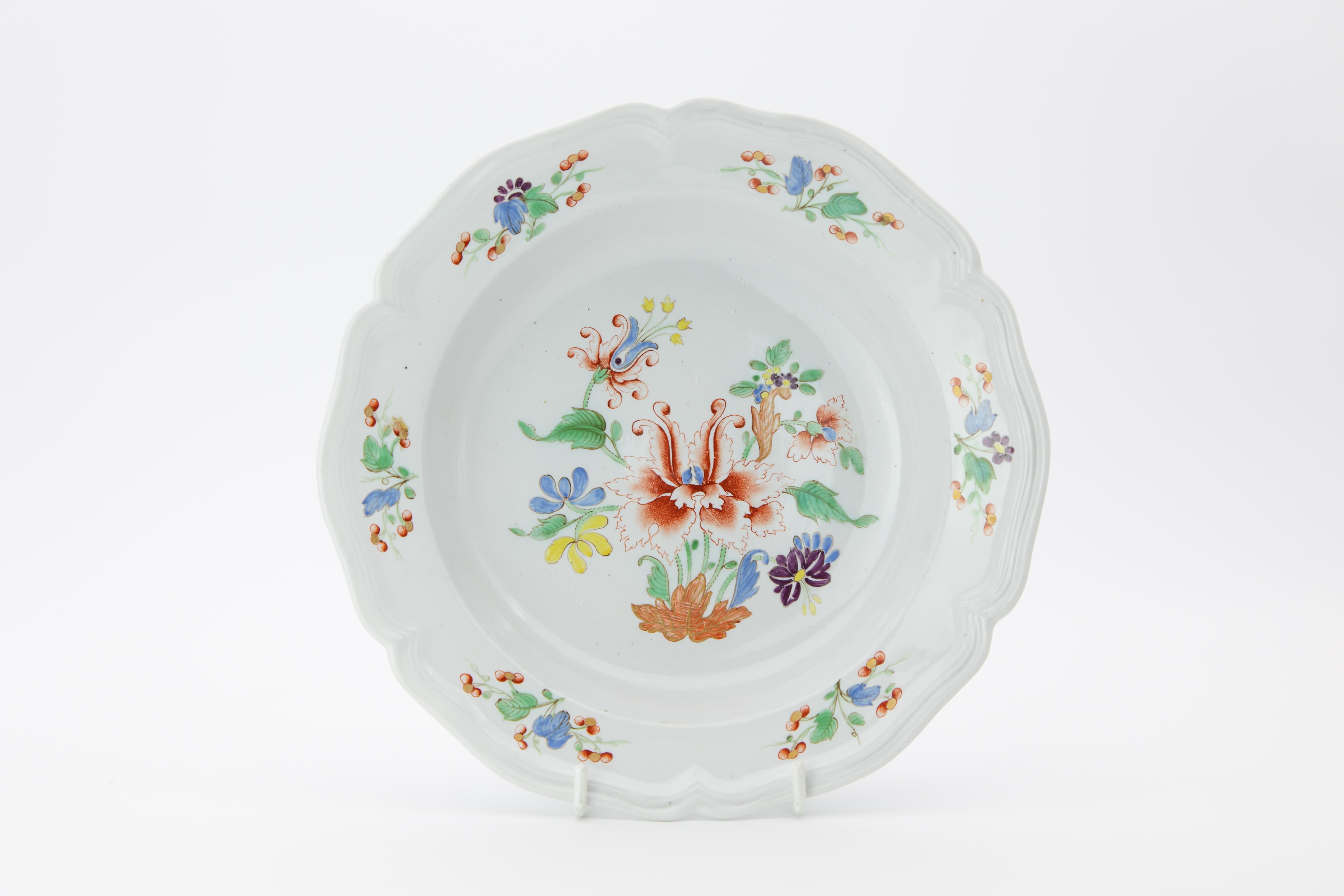 Service de table en porcelaine Doccia italienne du 18e siècle Bon état - En vente à Fort Lauderdale, FL