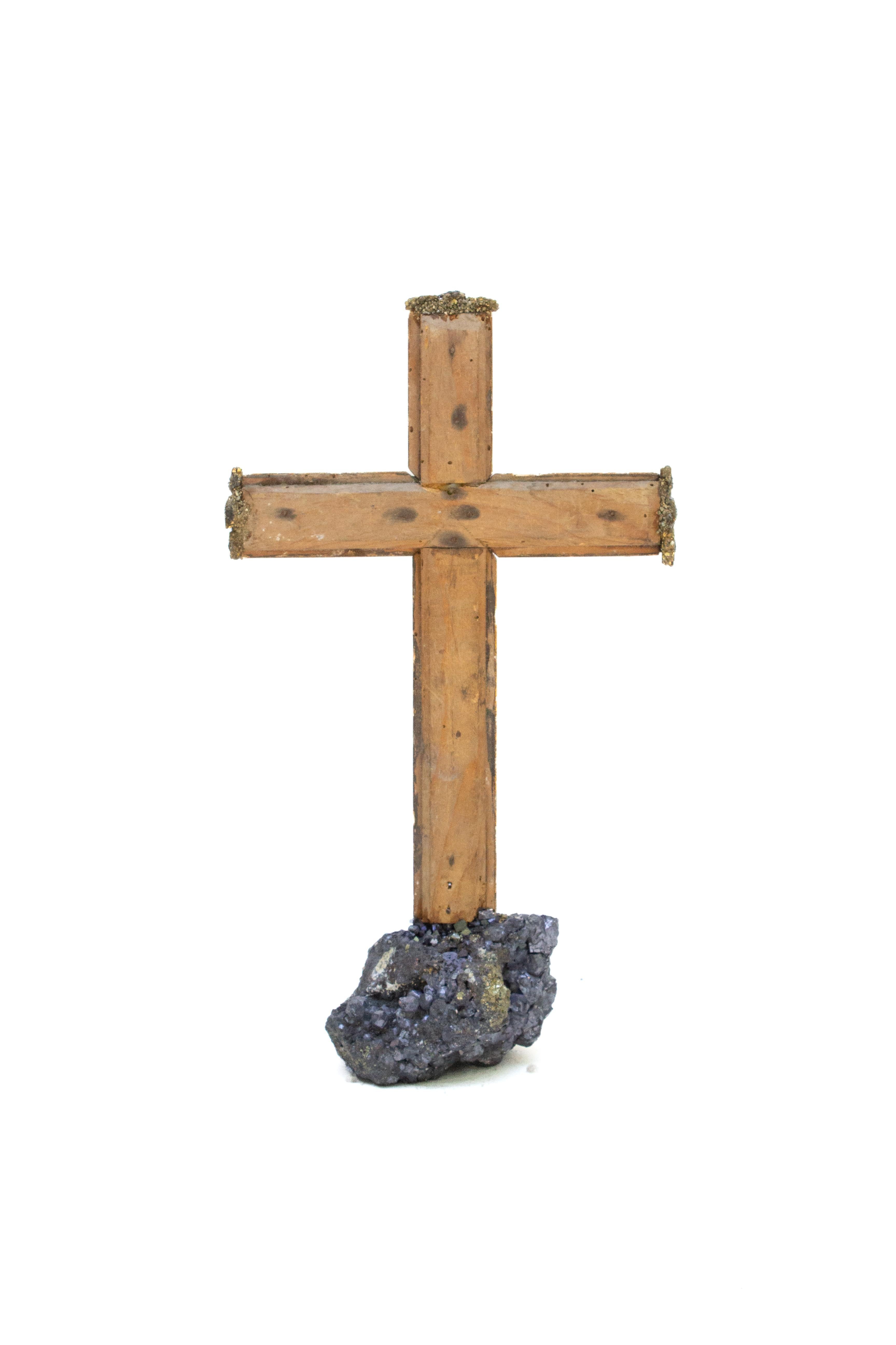 Cruz italiana del siglo XVIII de doble montura sobre hematites con inclusiones de pirita en venta 1