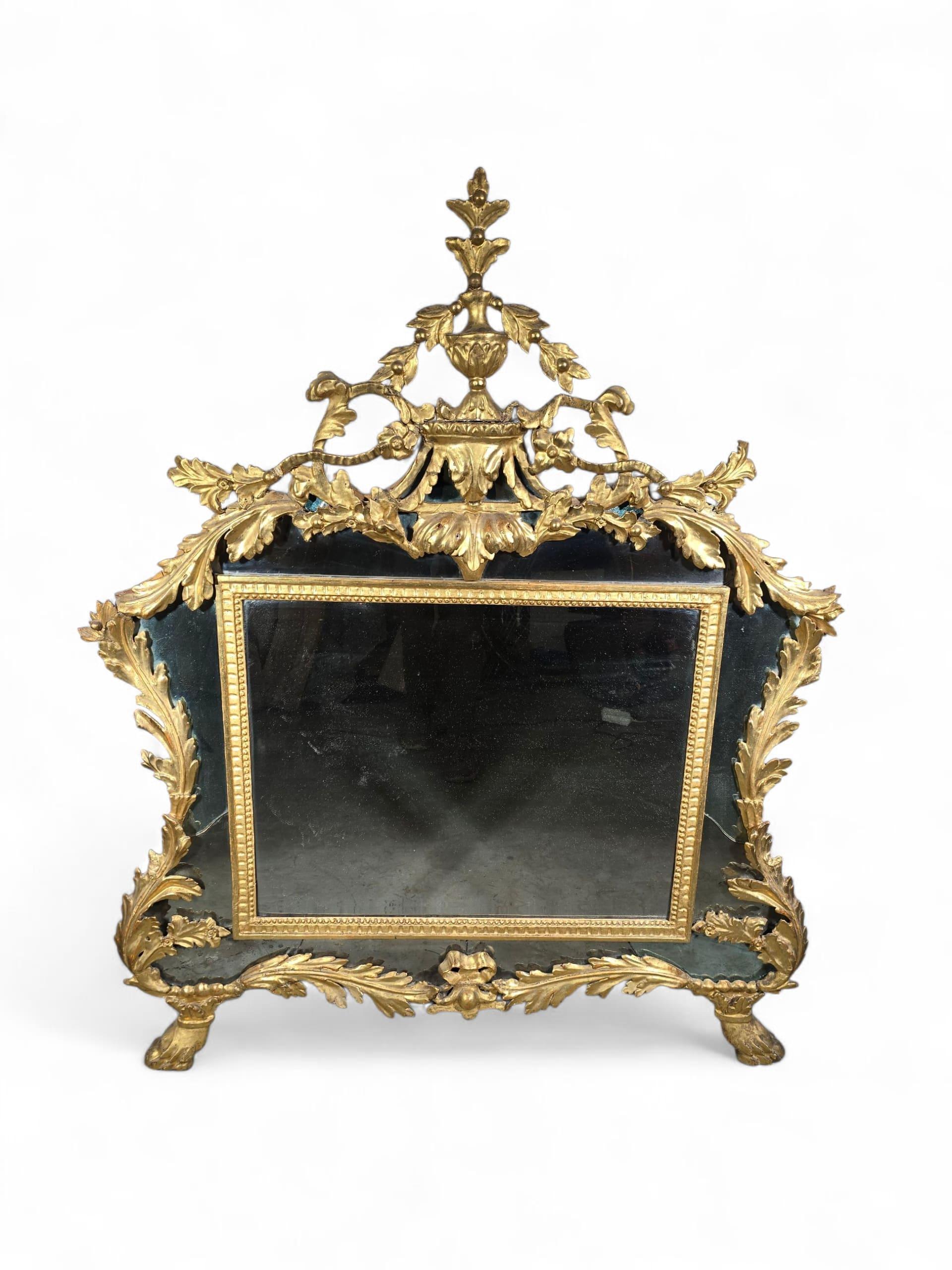 18th Century Italian Empire Giltwood Mirror In Good Condition For Sale In Madrid, ES