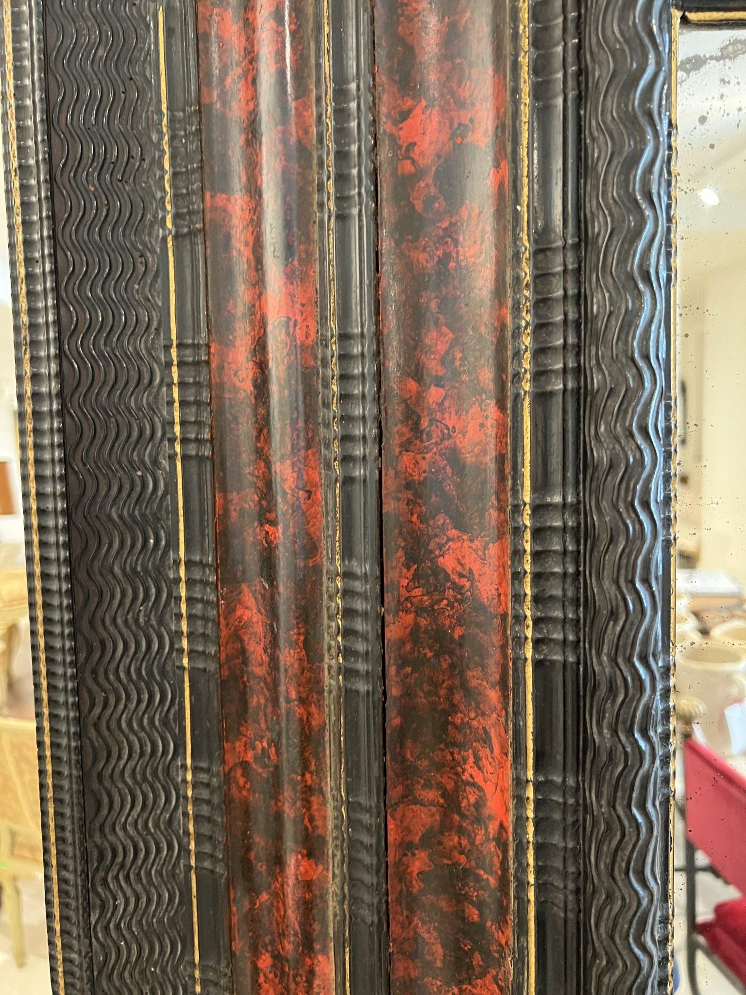 Miroir italien du 18ème siècle en fausse écaille de tortue État moyen - En vente à New Orleans, LA