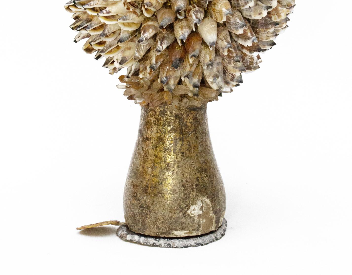 18th Century Italian Finial with a Shell Sphere and Crystals on an Agate Base In Good Condition In Dublin, Dalkey