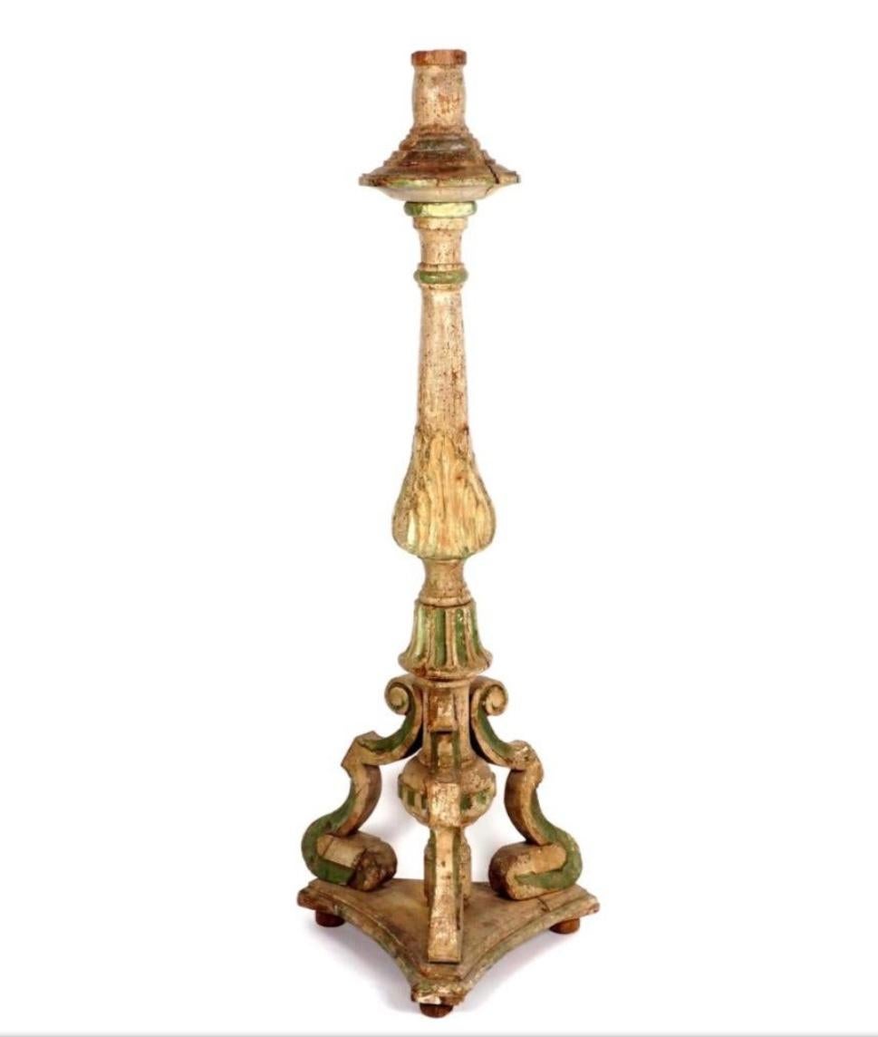 Lampe à pied italienne du 18ème siècle, support en forme de bougeoir en vente 1
