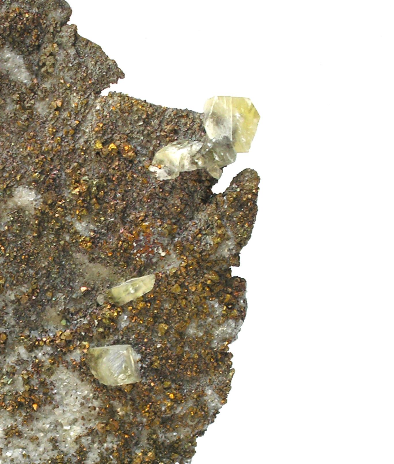 Italienisches Fragment aus dem 18. Jahrhundert mit Chalcopyrit und Calcite-Kristallen in Matrix im Zustand „Gut“ im Angebot in Dublin, Dalkey