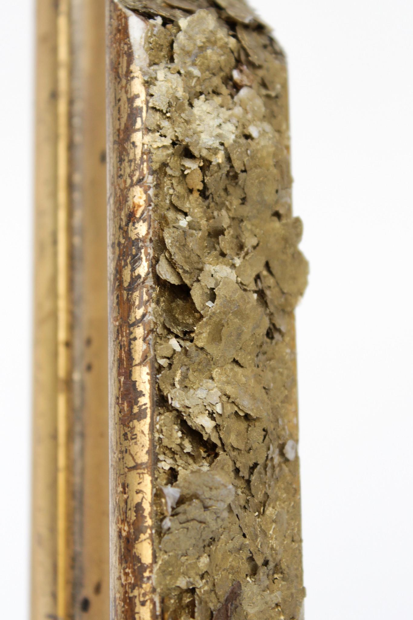 Italienisches Fragment aus dem 18. Jahrhundert mit Kupfer, Granaten und Gold Mica auf Calcite im Zustand „Gut“ im Angebot in Dublin, Dalkey