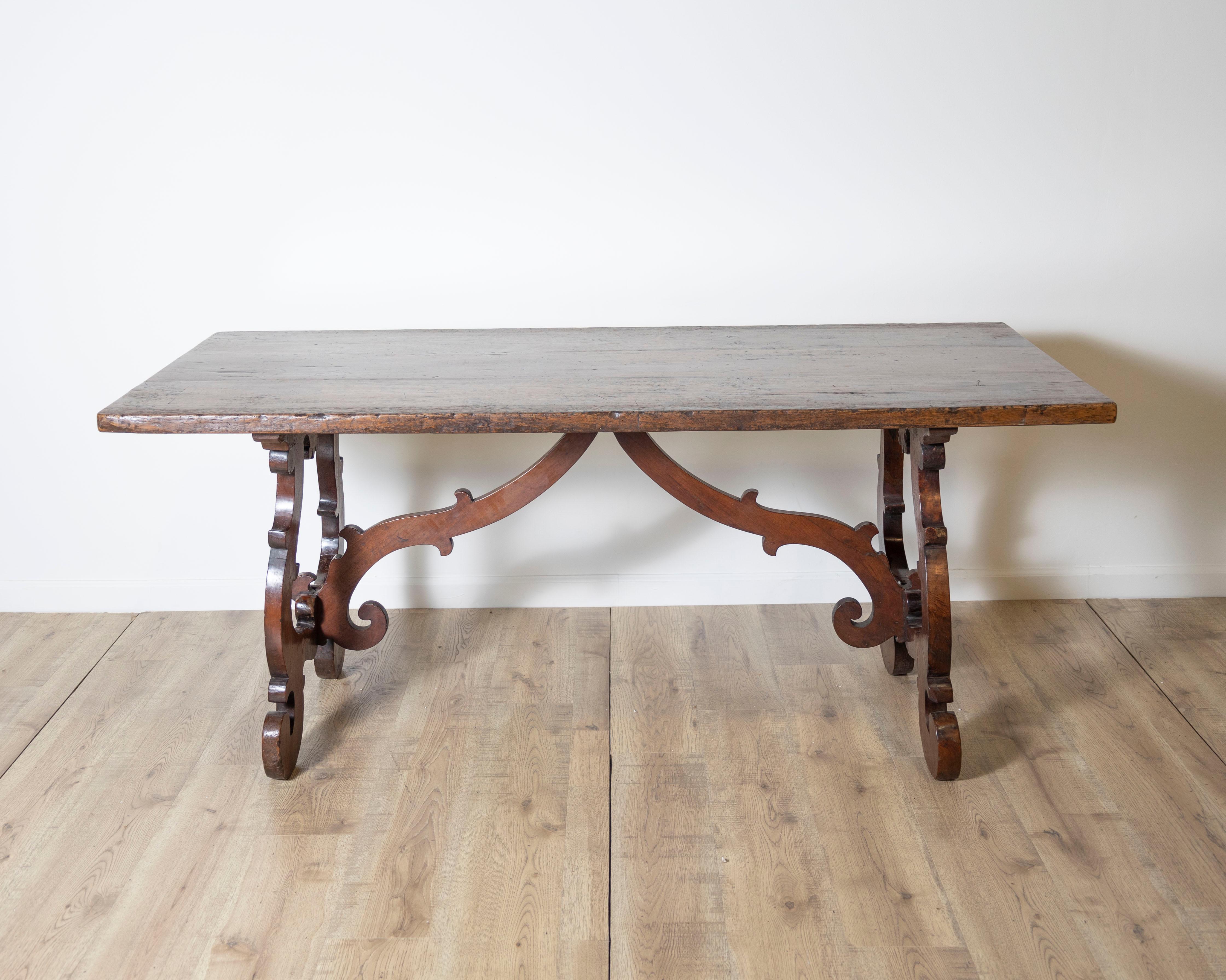 18th Century Italian Fratino Table For Sale 4