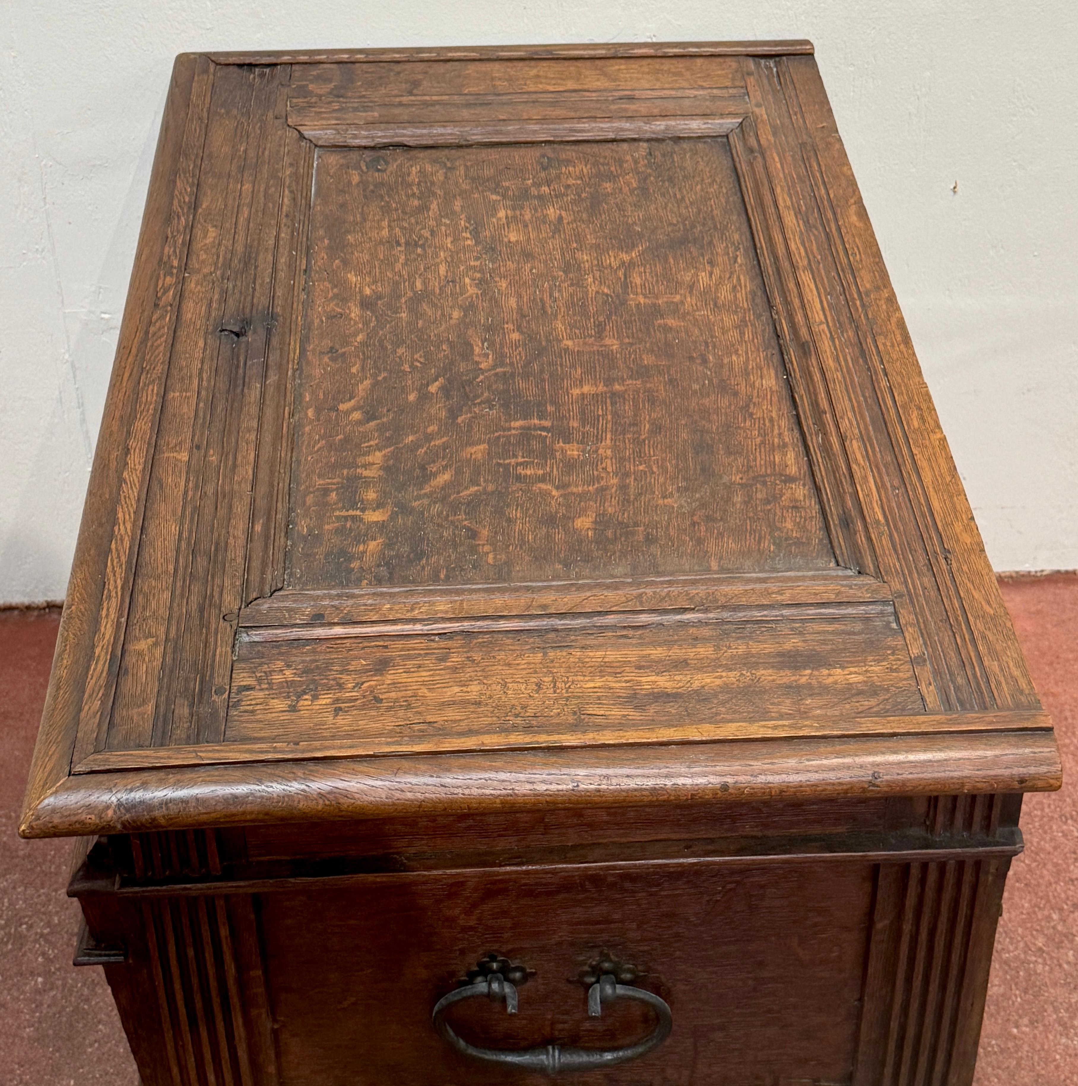 18th Century Italian/ French Renaissance Revival Lion & Inlay Strongbox Chest For Sale 12