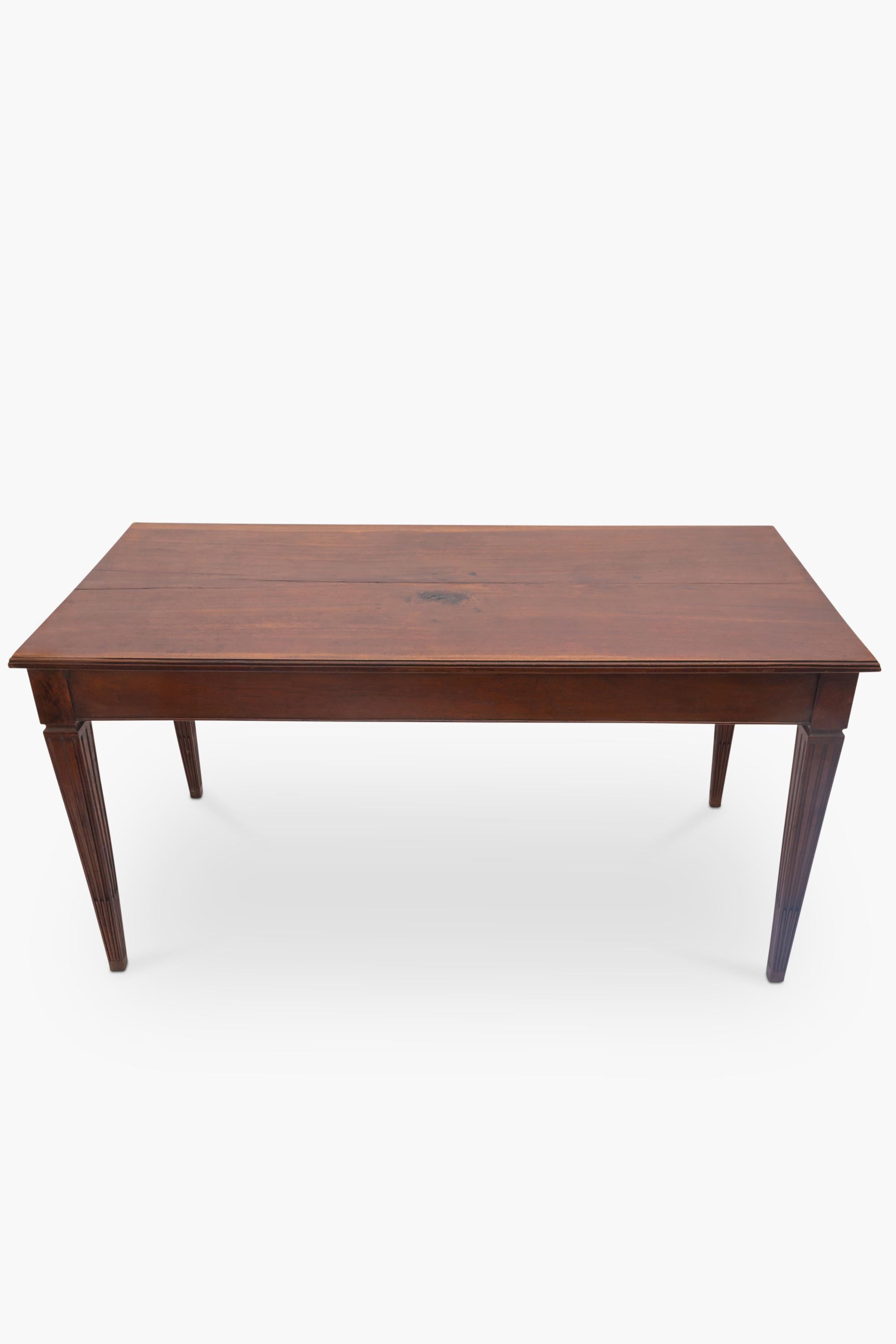 Neoclassico Consolle o tavolo da centro in legno di frutta del XVIII secolo in vendita