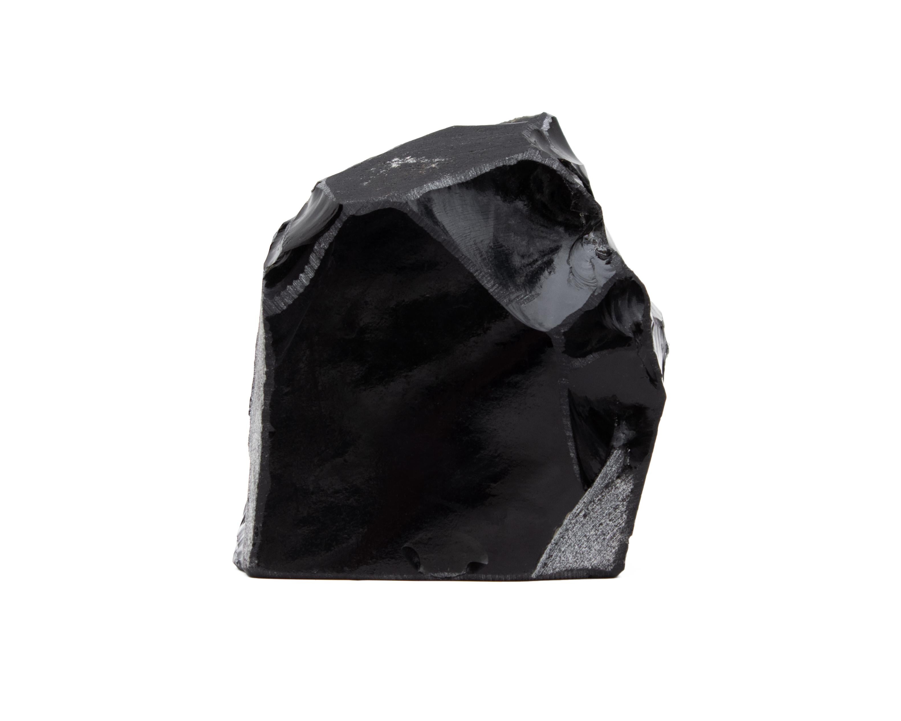 Italienisches vergoldetes Fragment des 18. Jahrhunderts mit einem facettierten schwarzen Kristall auf Obsidian im Zustand „Hervorragend“ im Angebot in Dublin, Dalkey