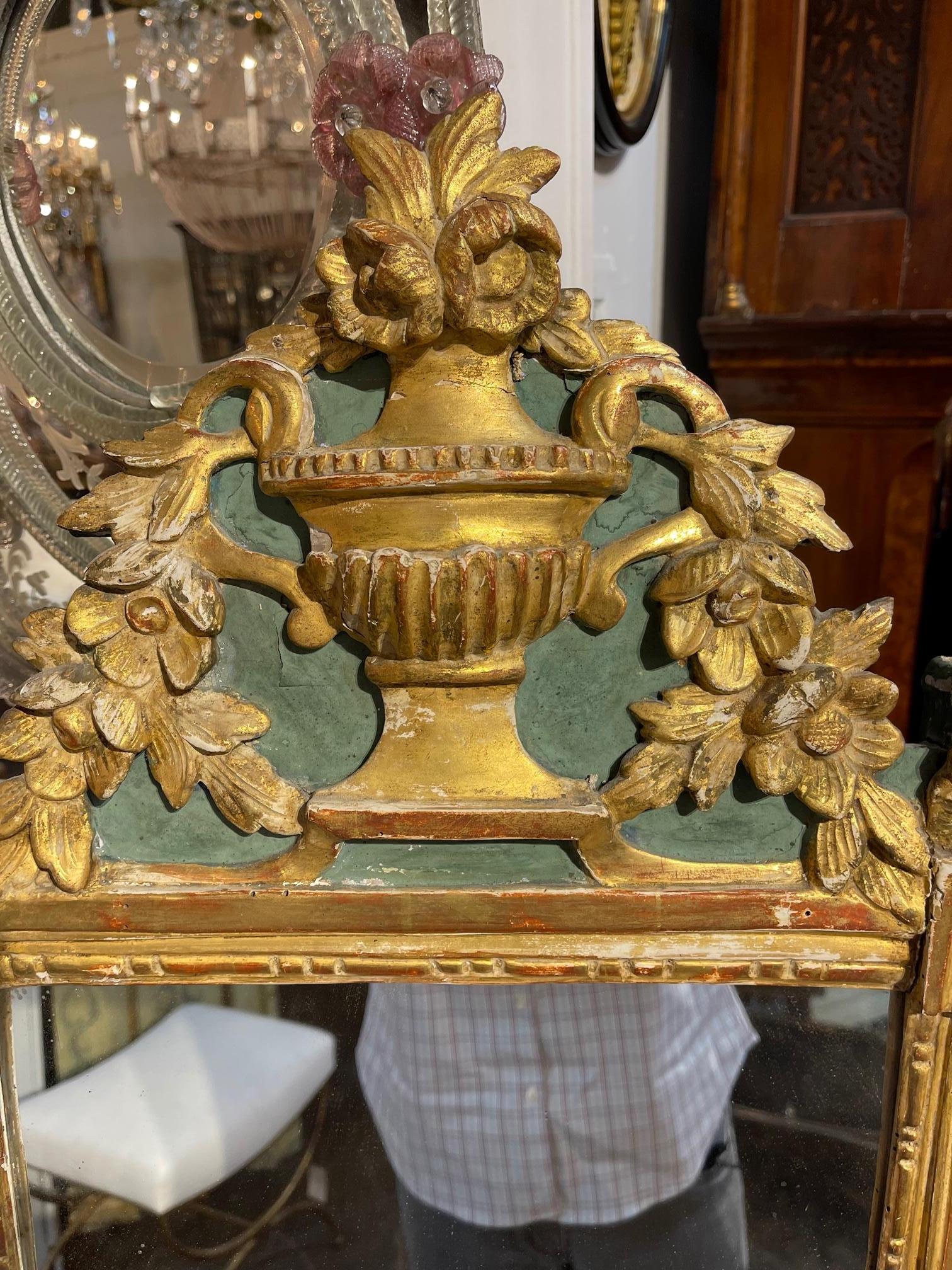 18th Century Italian Gilt Mirror In Good Condition For Sale In Dallas, TX