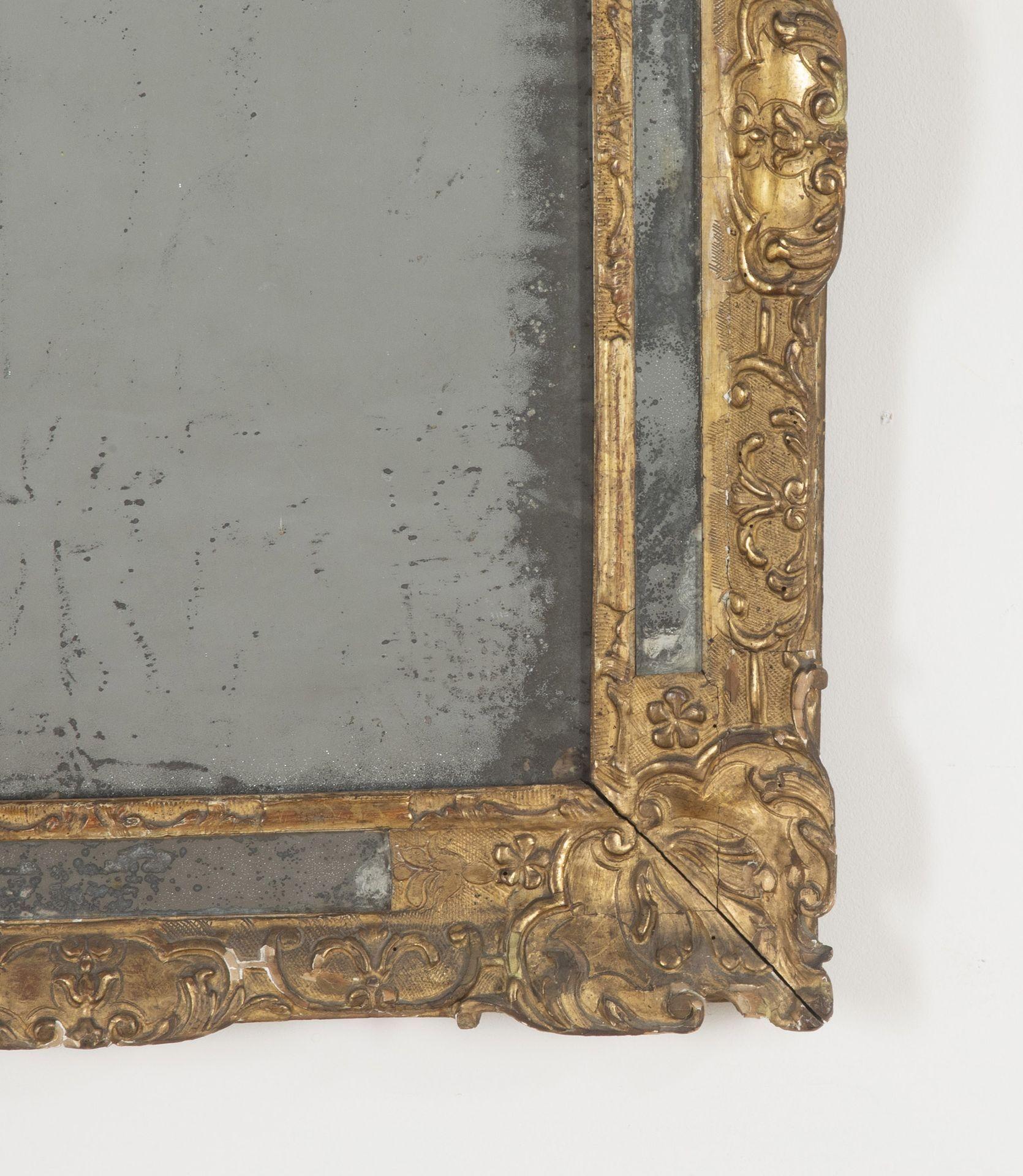 Miroir italien doré du 18e siècle Bon état - En vente à Gloucestershire, GB