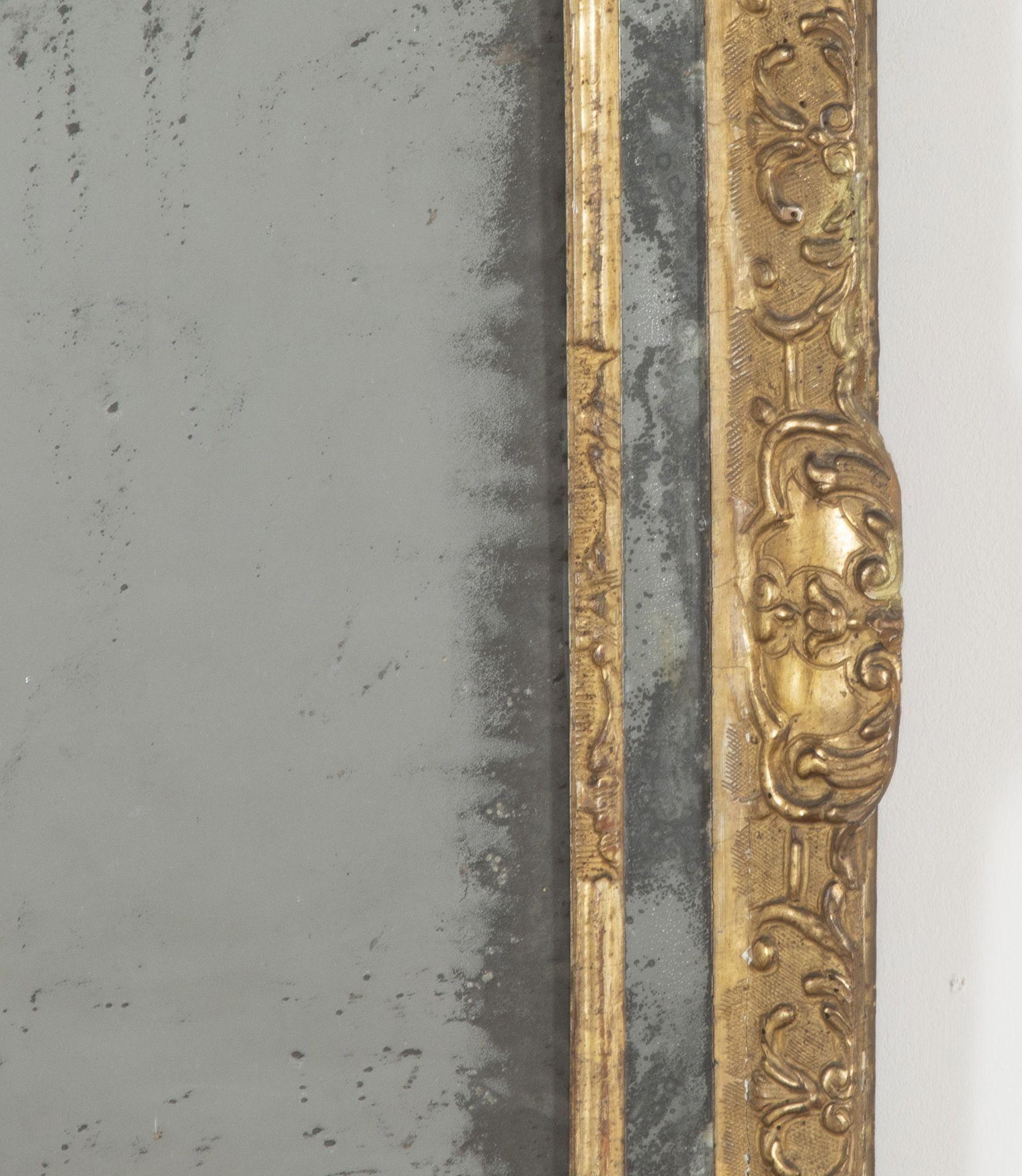 Miroir italien doré du 18e siècle en vente 2