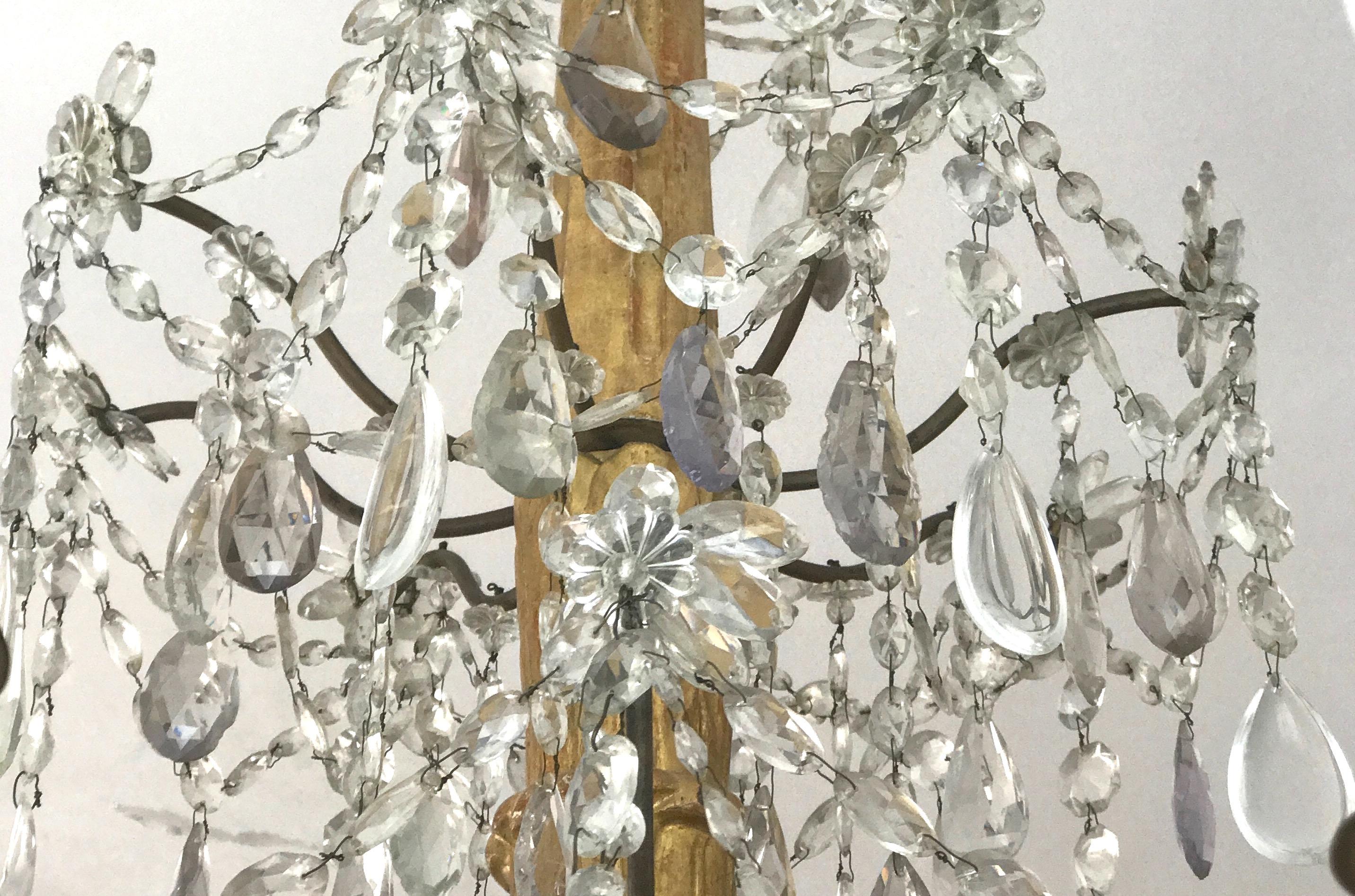 18th Century Italian Giltwood and Crystal Chandelier For Sale 1