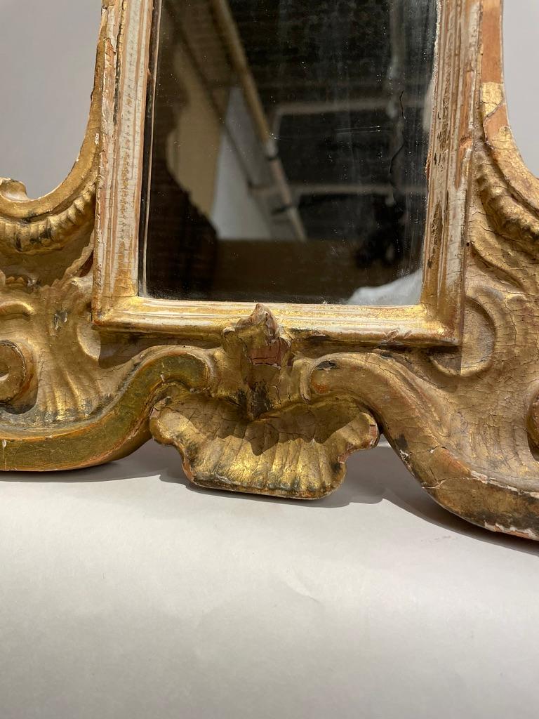 Hand-Carved 18th Century Italian Gilt Wood Carte Gloria Frame With Mirror